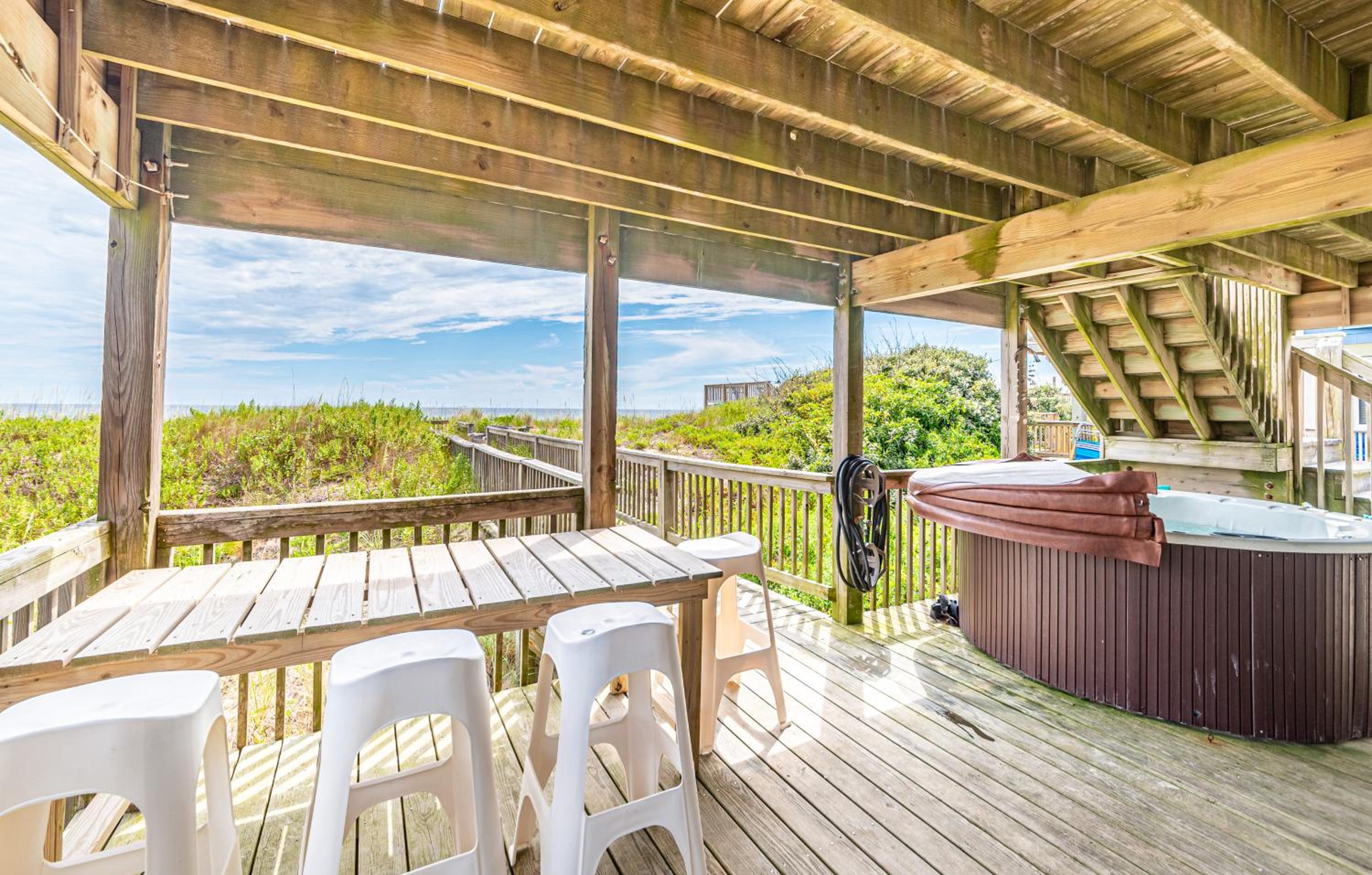 Serendipity - KDH MP 6.5, Oceanfront, Amazing Ocean View, Hot Tub, Pets OK, YR Flex Stays