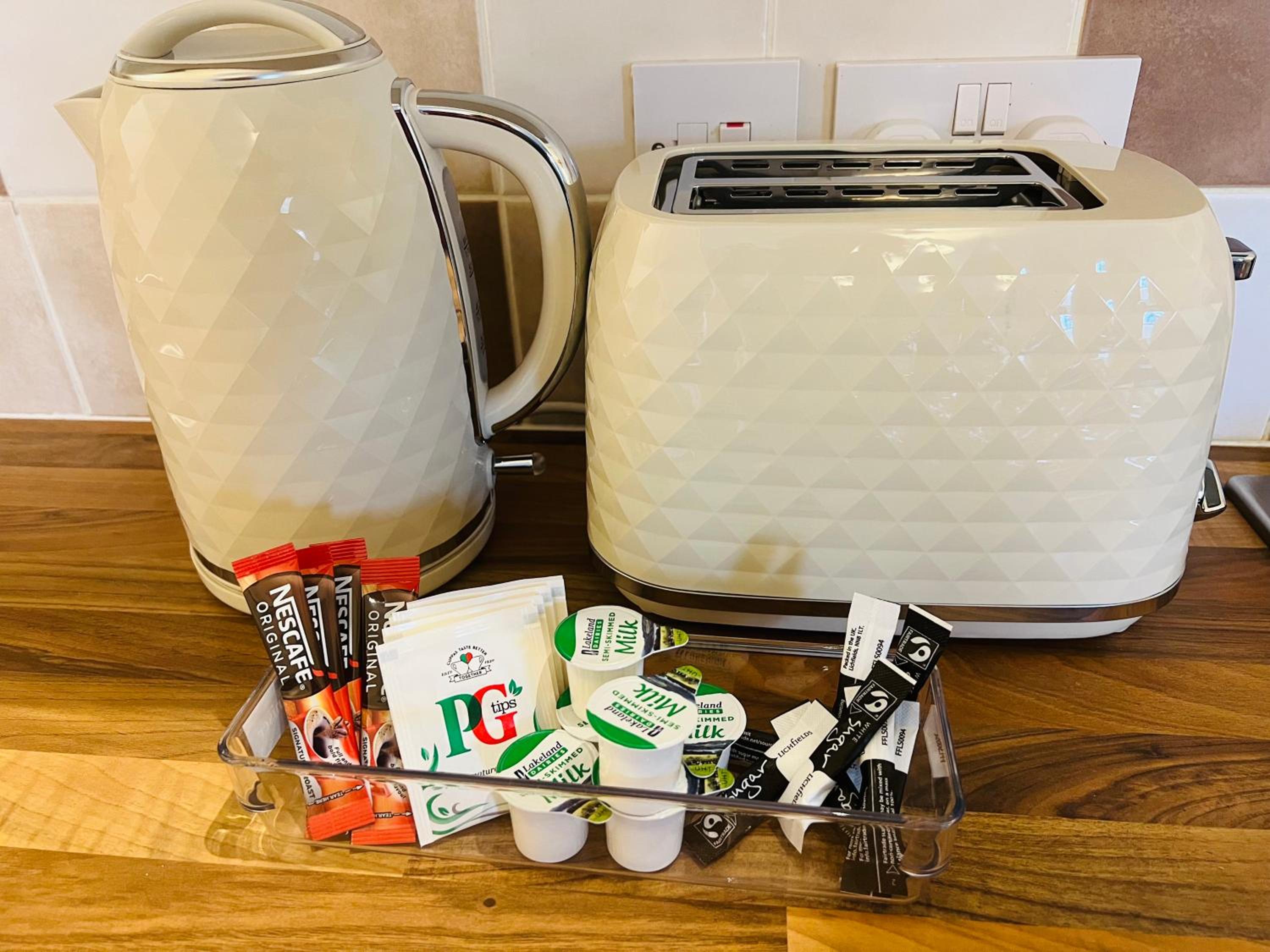 Basingstoke Vacations - The Ingleside Apartment - Property Image 14