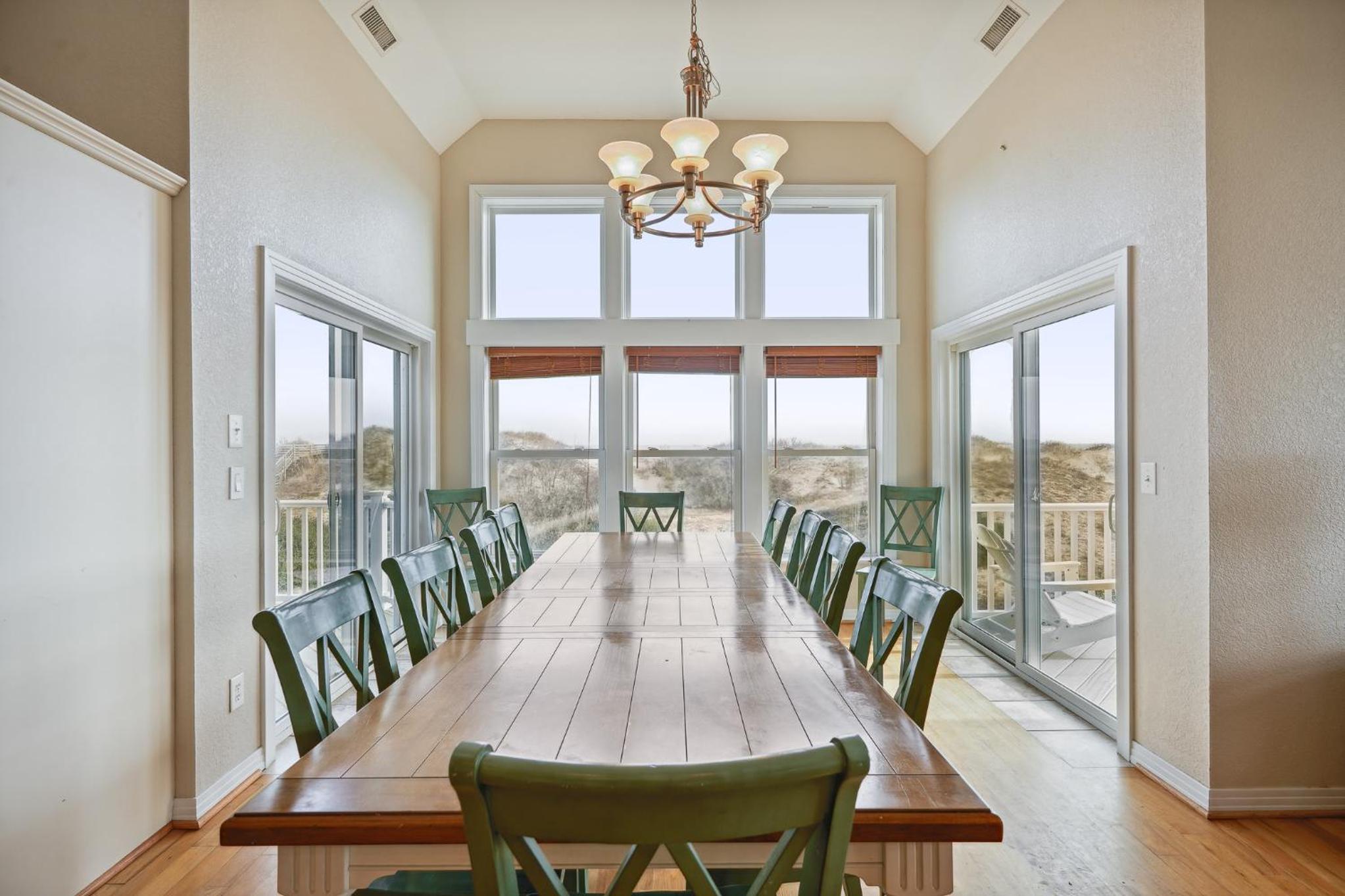 Memory Maker - Corolla, Ocean Sands, Oceanfront, Pool, Swim Up Bar, Hot Tub, Pets OK view 3