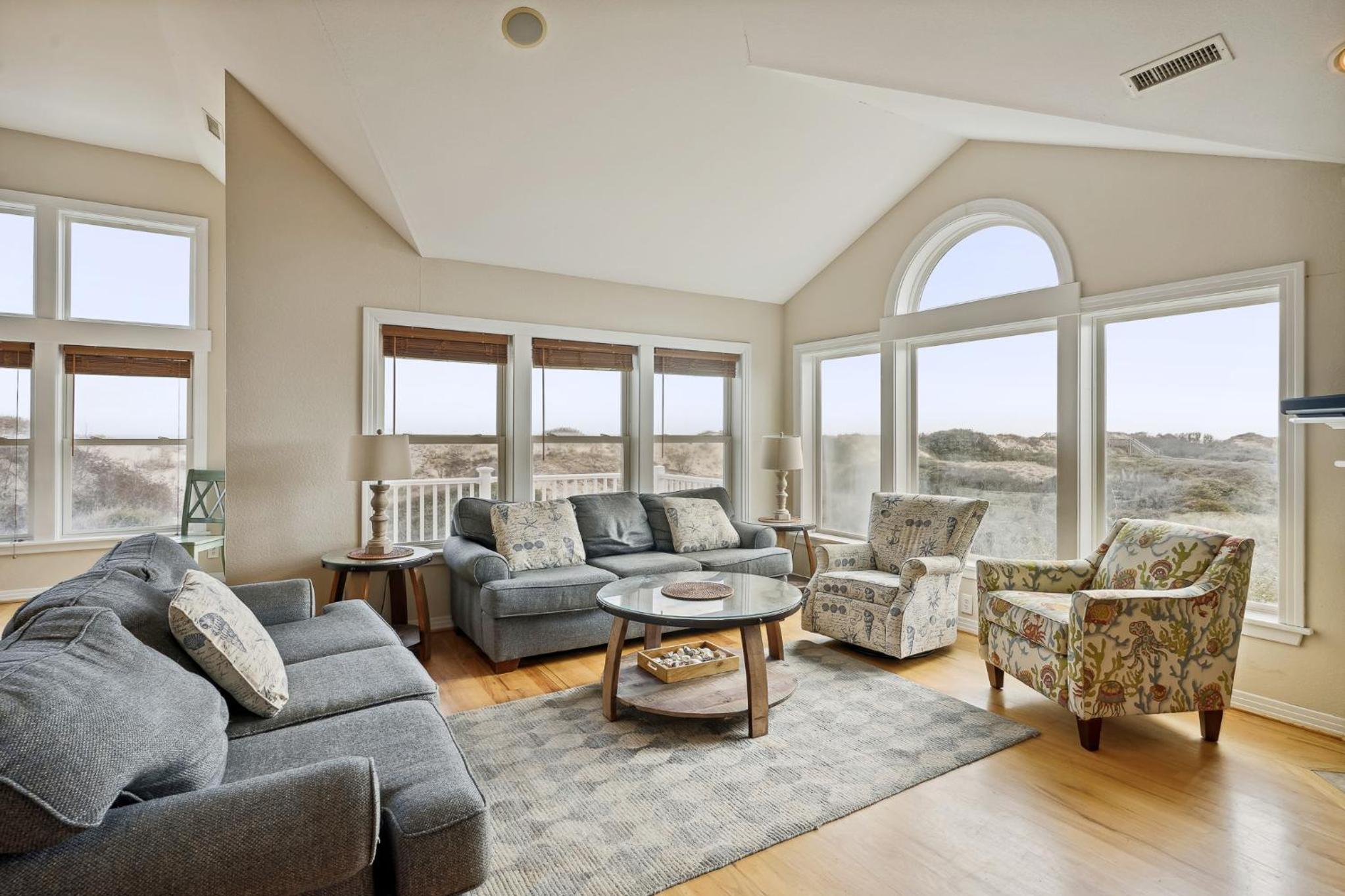 Memory Maker - Corolla, Ocean Sands, Oceanfront, Pool, Swim Up Bar, Hot Tub, Pets OK view 5