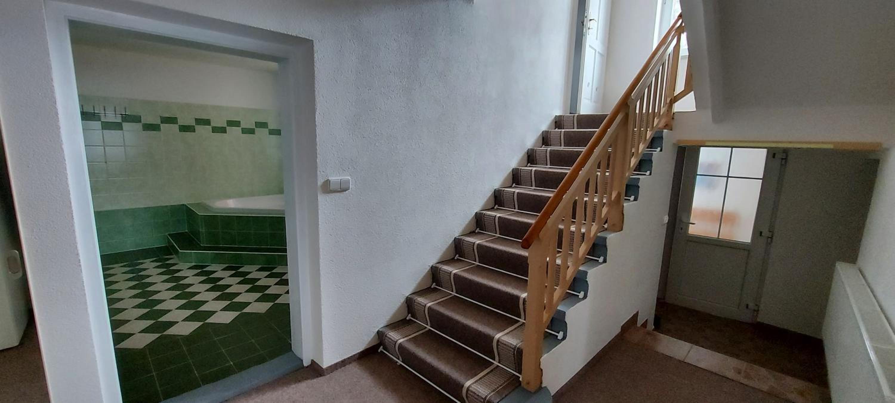 Chalupa Bílá stopa - celá chalupa pro jednu partu