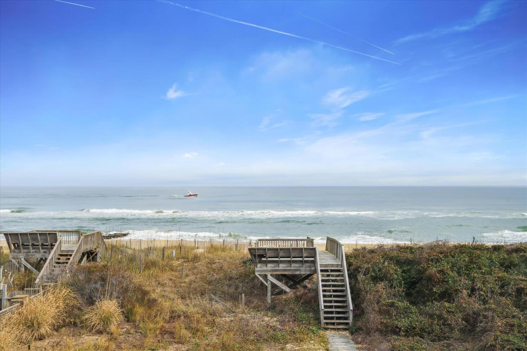 Dream Catcher - Nags Head MP 12, Oceanfront, Elevator, Pool, Hot Tub, Pets OK, YR Flex view 4