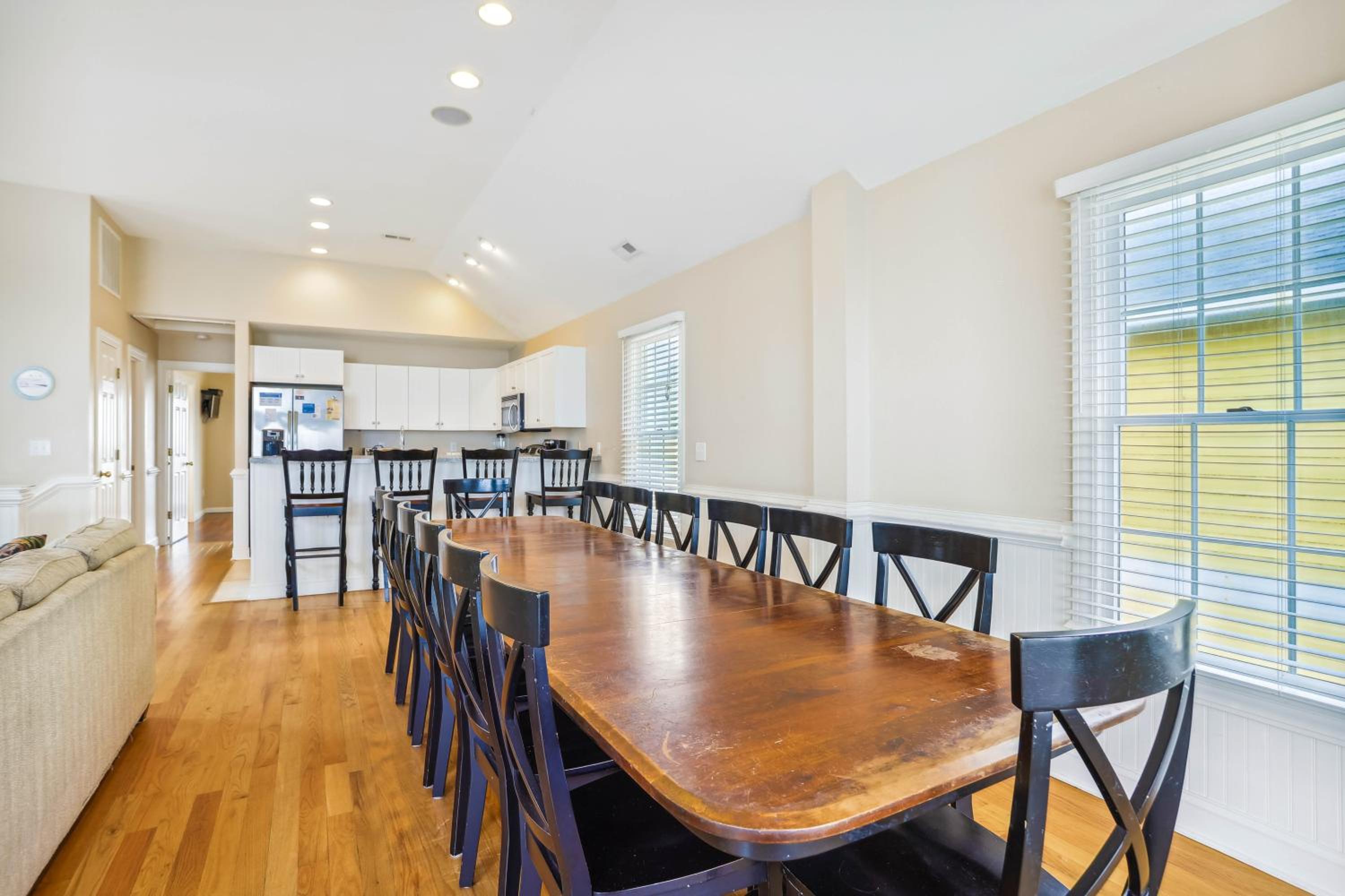 Hidden Treasure - Nags Head MP 16, Oceanfront, Private Beach Access, Pool, Hot Tub, Pool Table, Pets OK