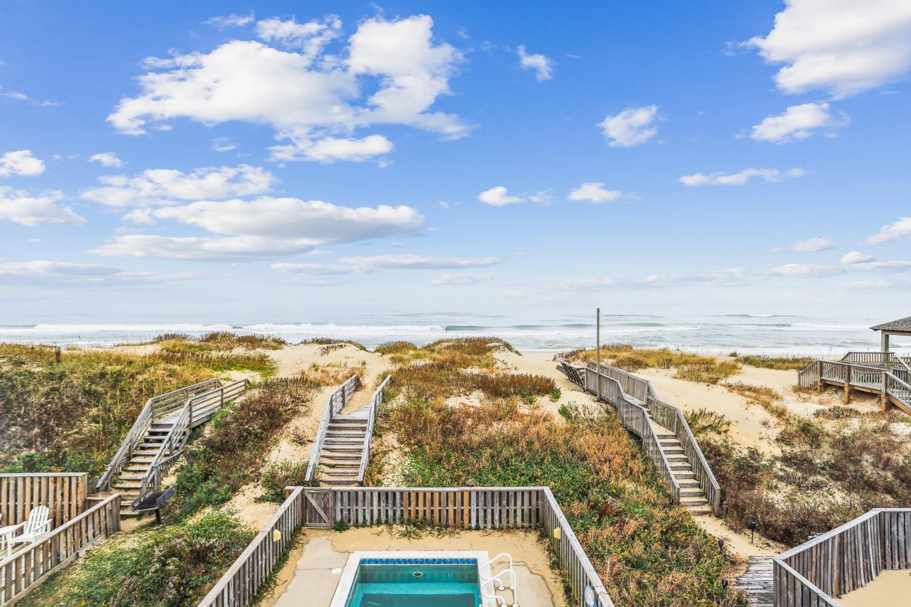 Hidden Treasure - Nags Head MP 16, Oceanfront, Private Beach Access, Pool, Hot Tub, Pool Table, Pets OK
