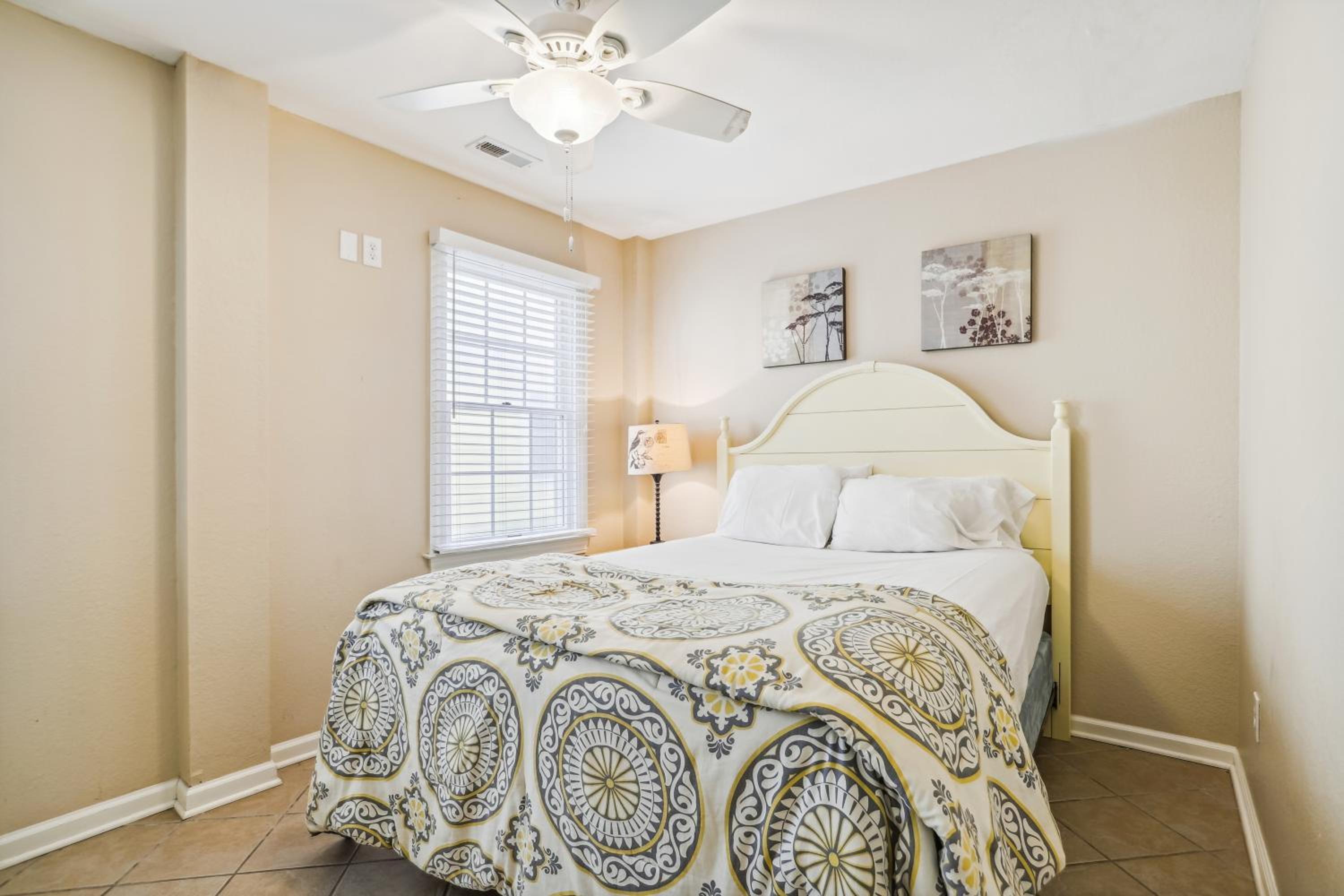 Hidden Treasure - Nags Head MP 16, Oceanfront, Private Beach Access, Pool, Hot Tub, Pool Table, Pets OK