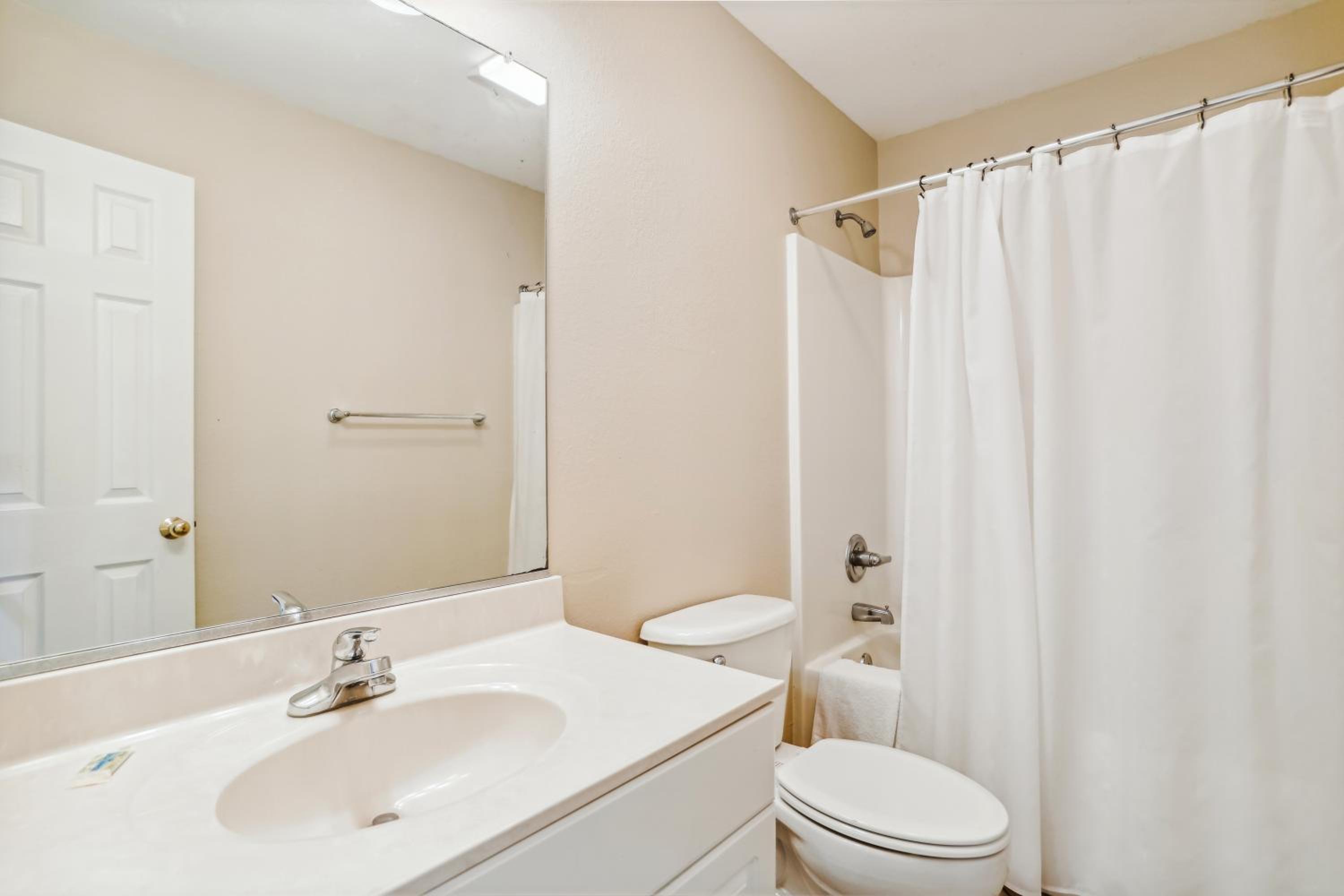 Hidden Treasure - Nags Head MP 16, Oceanfront, Private Beach Access, Pool, Hot Tub, Pool Table, Pets OK