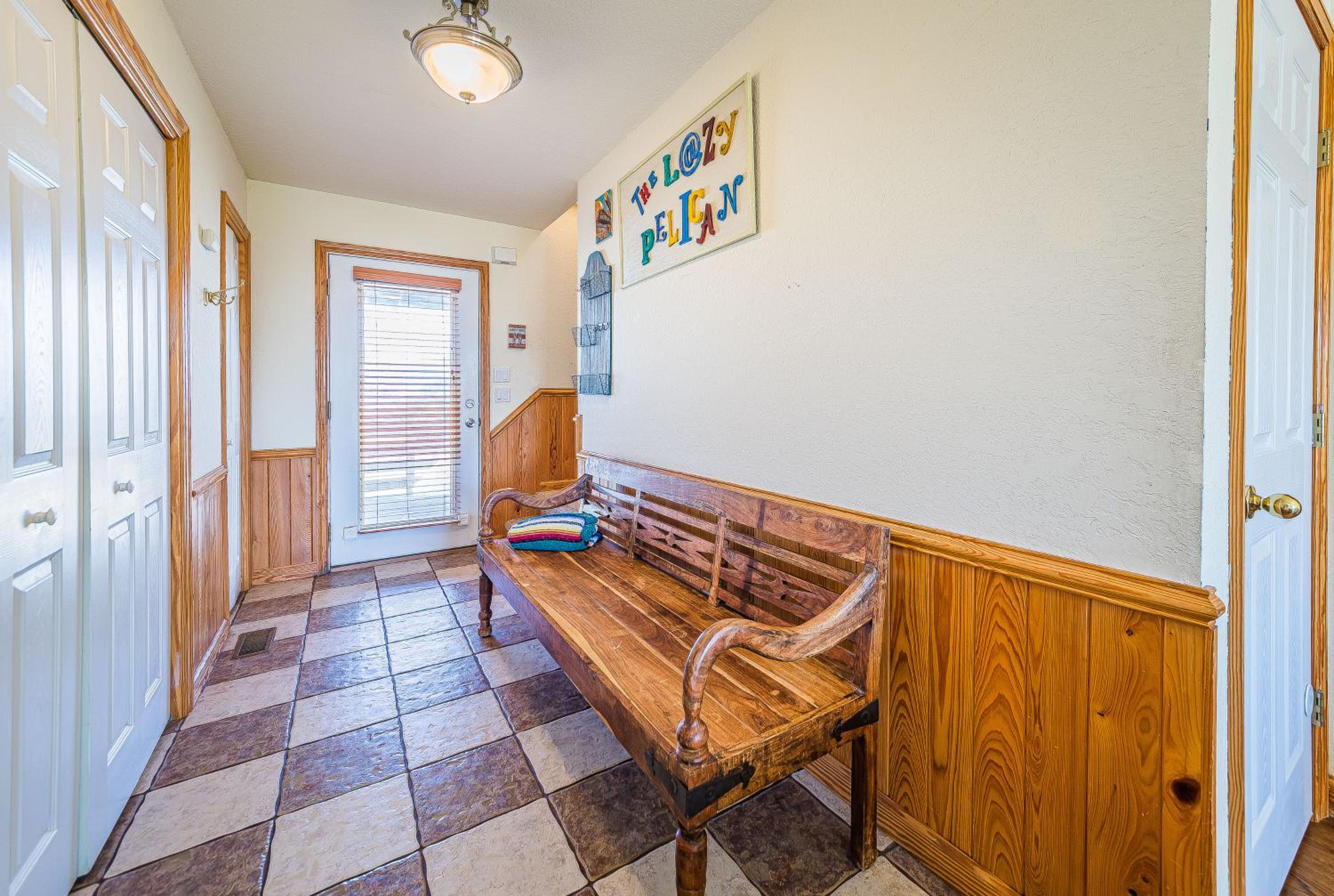 Lazy Pelican - Nags Head MP 11.5, 23 Yds to Beach, Ocean View, Pool, Hot Tub, Pets OK, Flex Stays view 3