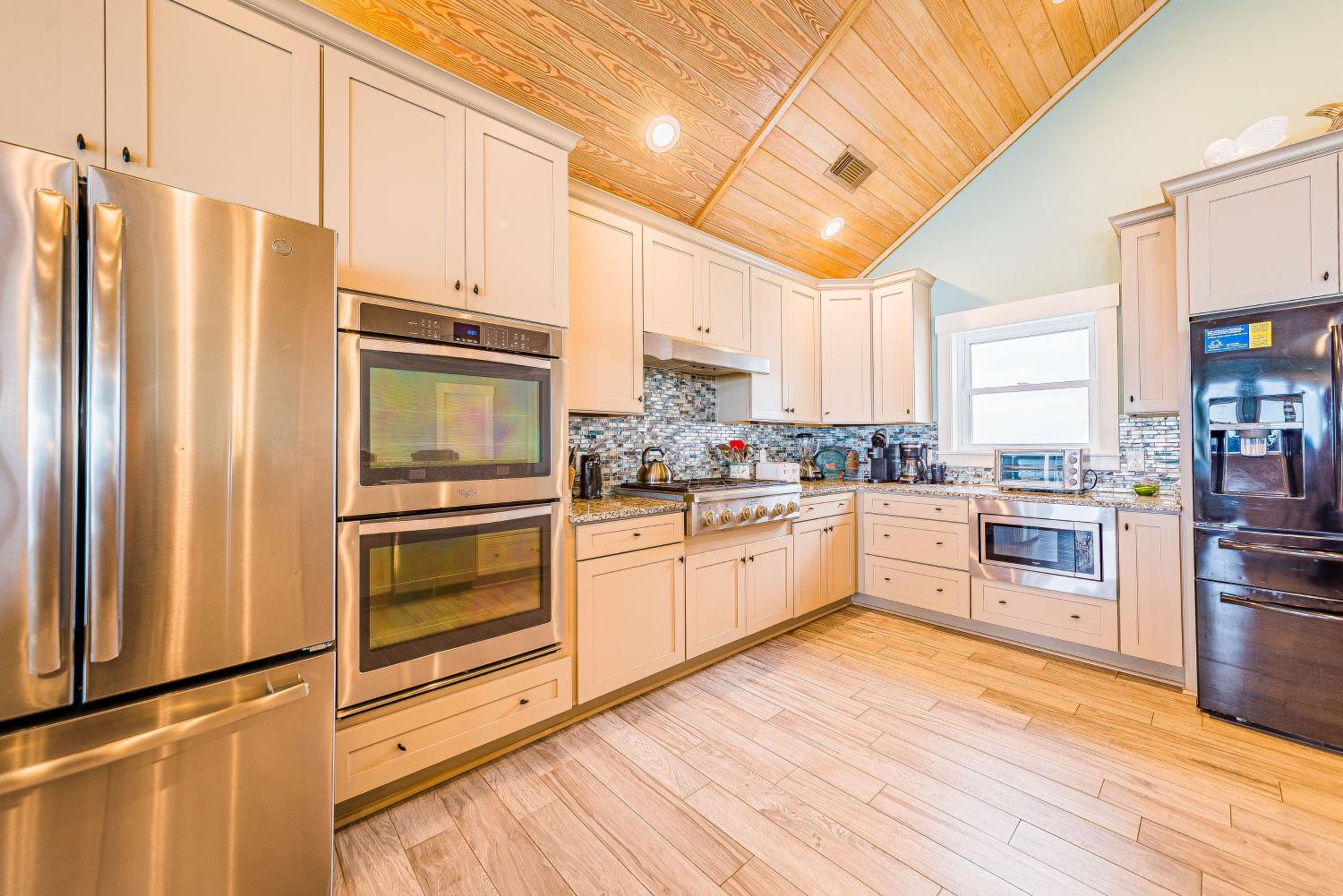 Driftwood - Village at Nags Head MP 15, Oceanfront, Elevator, Pool, Hot Tub, Pool Table, Pets OK