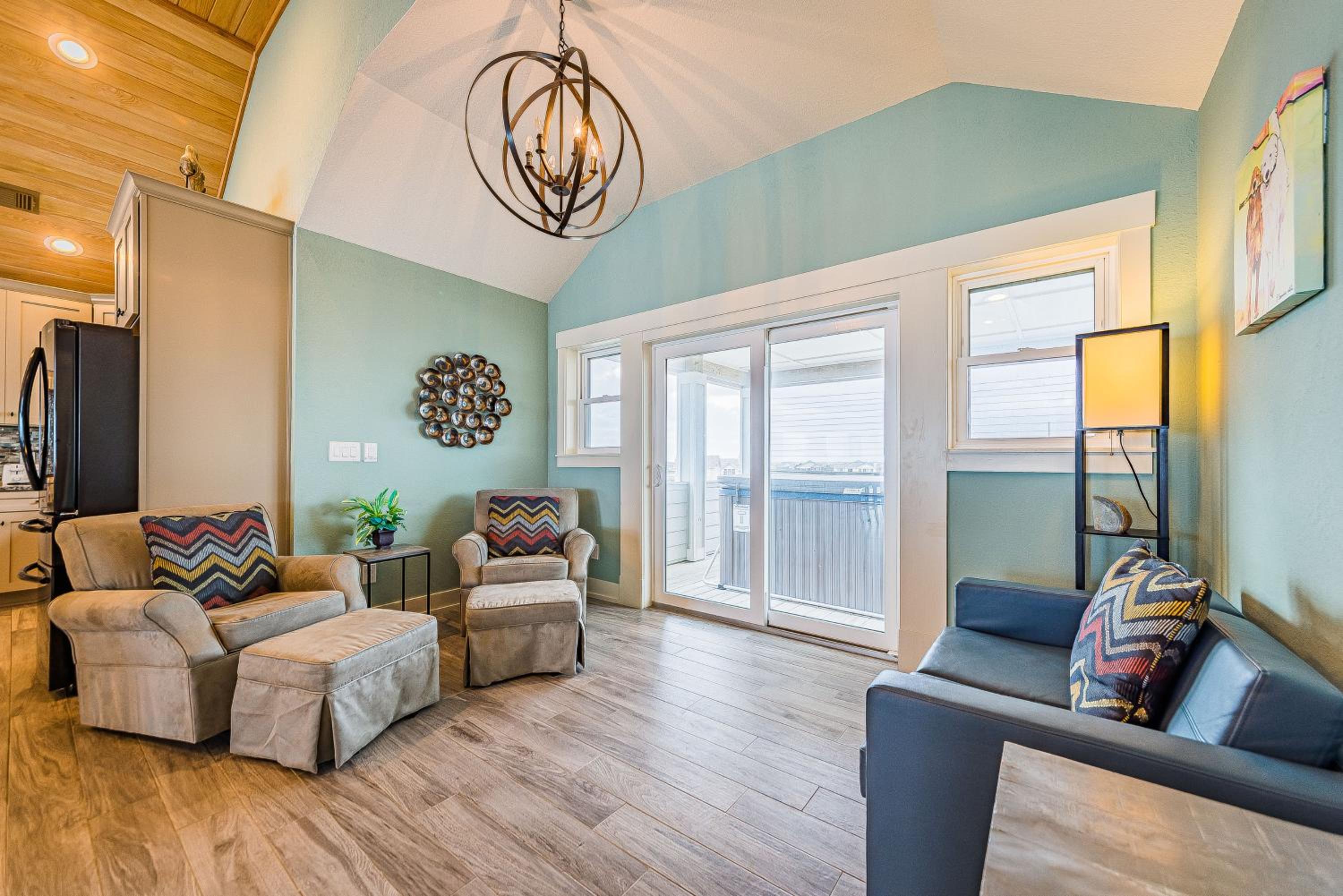 Driftwood - Village at Nags Head MP 15, Oceanfront, Elevator, Pool, Hot Tub, Pool Table, Pets OK