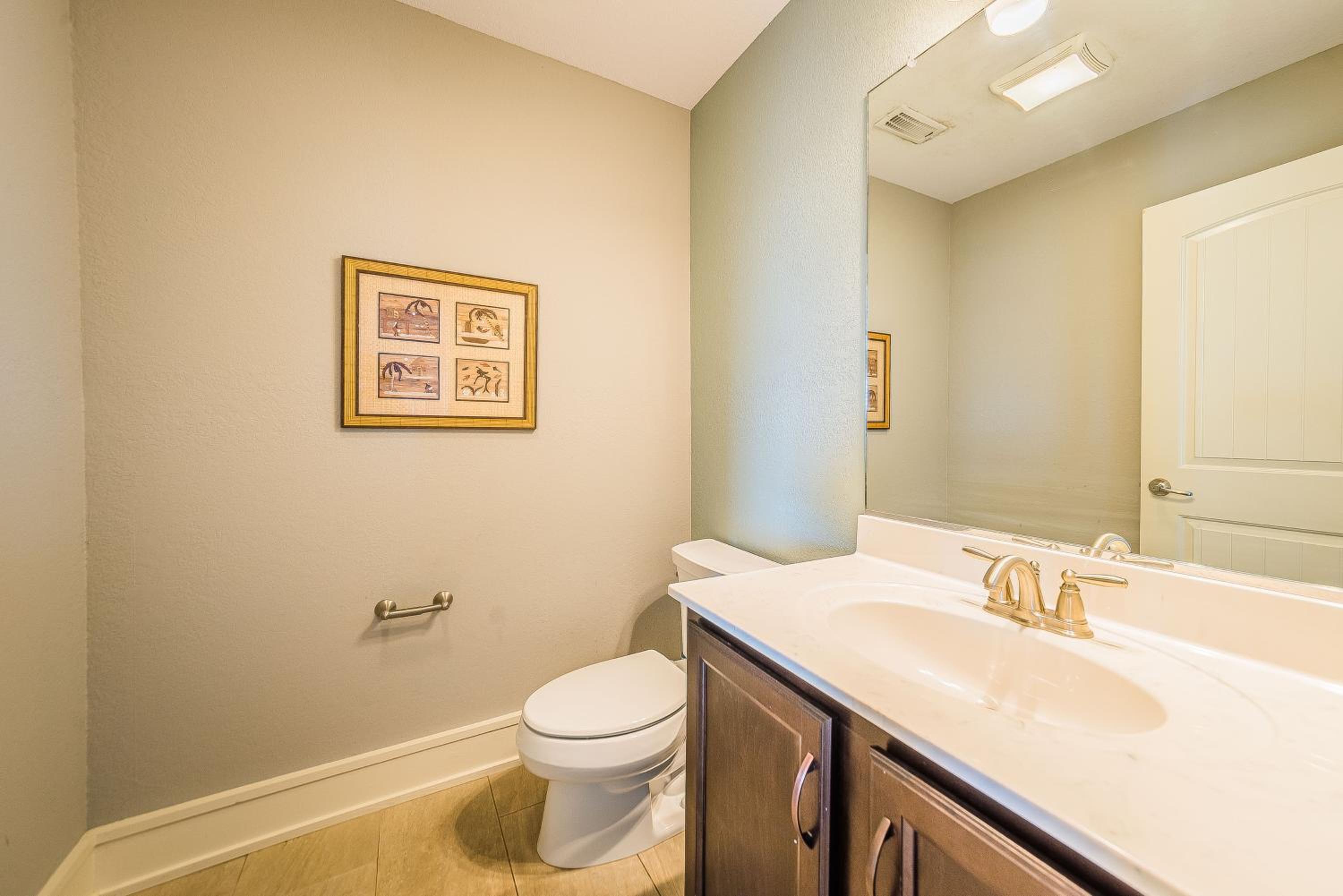 Outside-In - S Nags Head MP 18.5, Luxury Oceanfront, Elevator, Pool, Cabana, Home Theatre, Pets OK