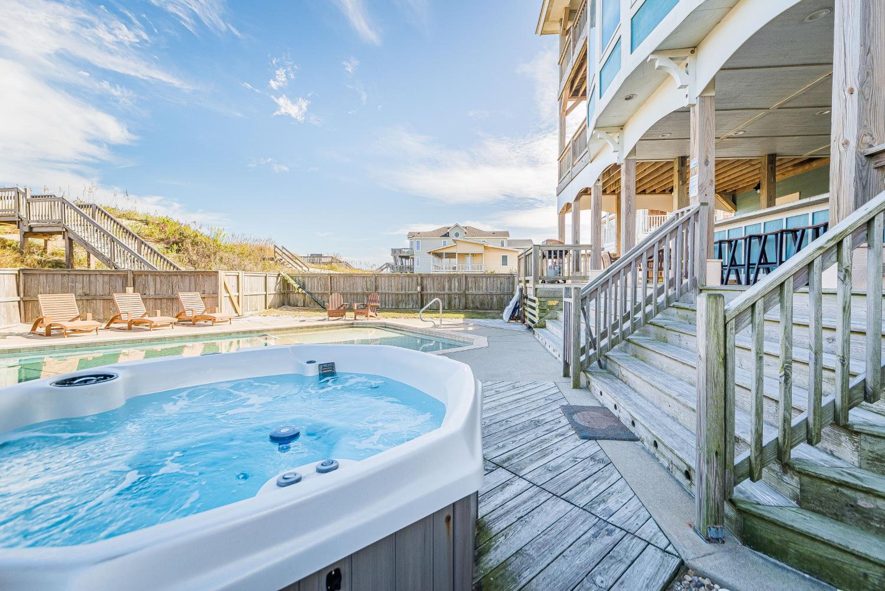 Outside-In - S Nags Head MP 18.5, Luxury Oceanfront, Elevator, Pool, Cabana, Home Theatre, Pets OK