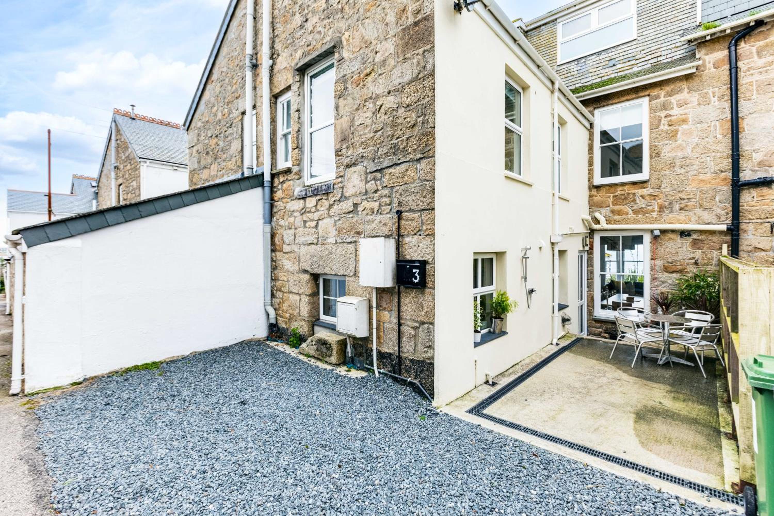 Orla-Mo Victorian Captains House,St Ives,Cornwall,Sleeps10-15,Parking4cars,Refurb2022 view 3
