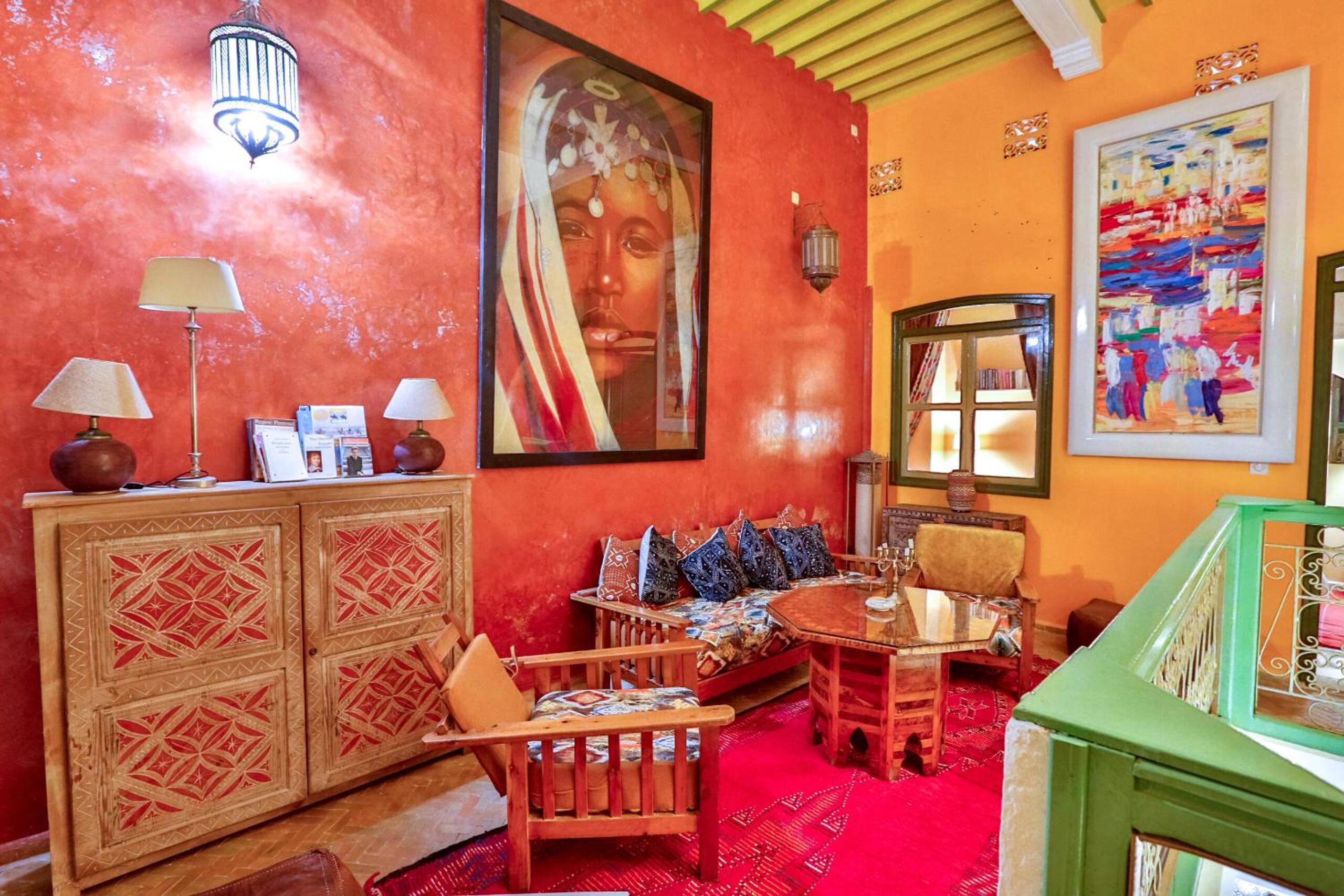 lounge