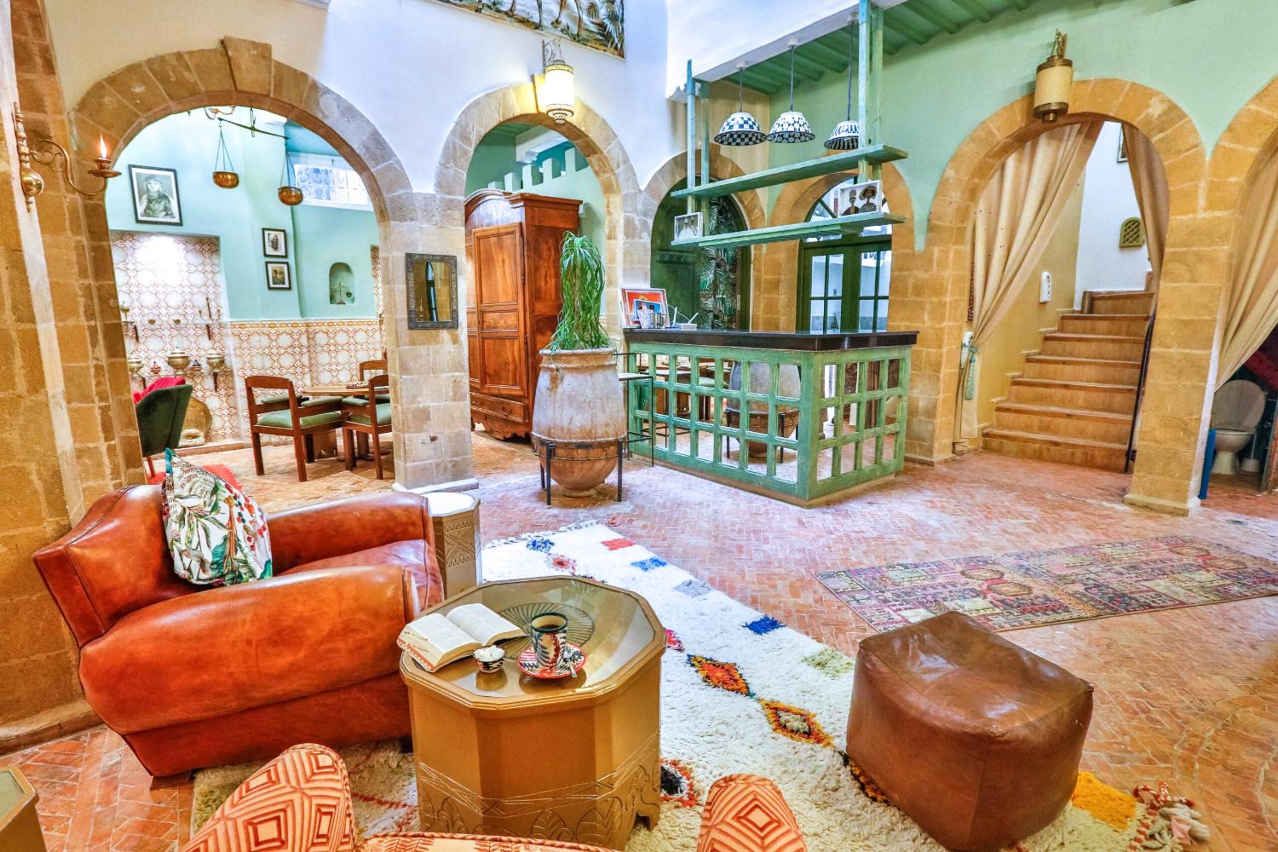 lounge