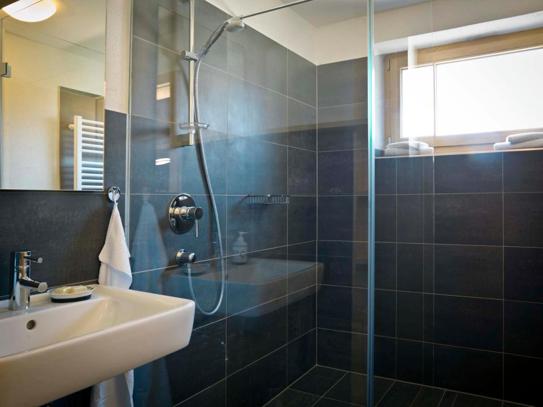 Forstgut - Premium Waldchalets und Lodge Suiten