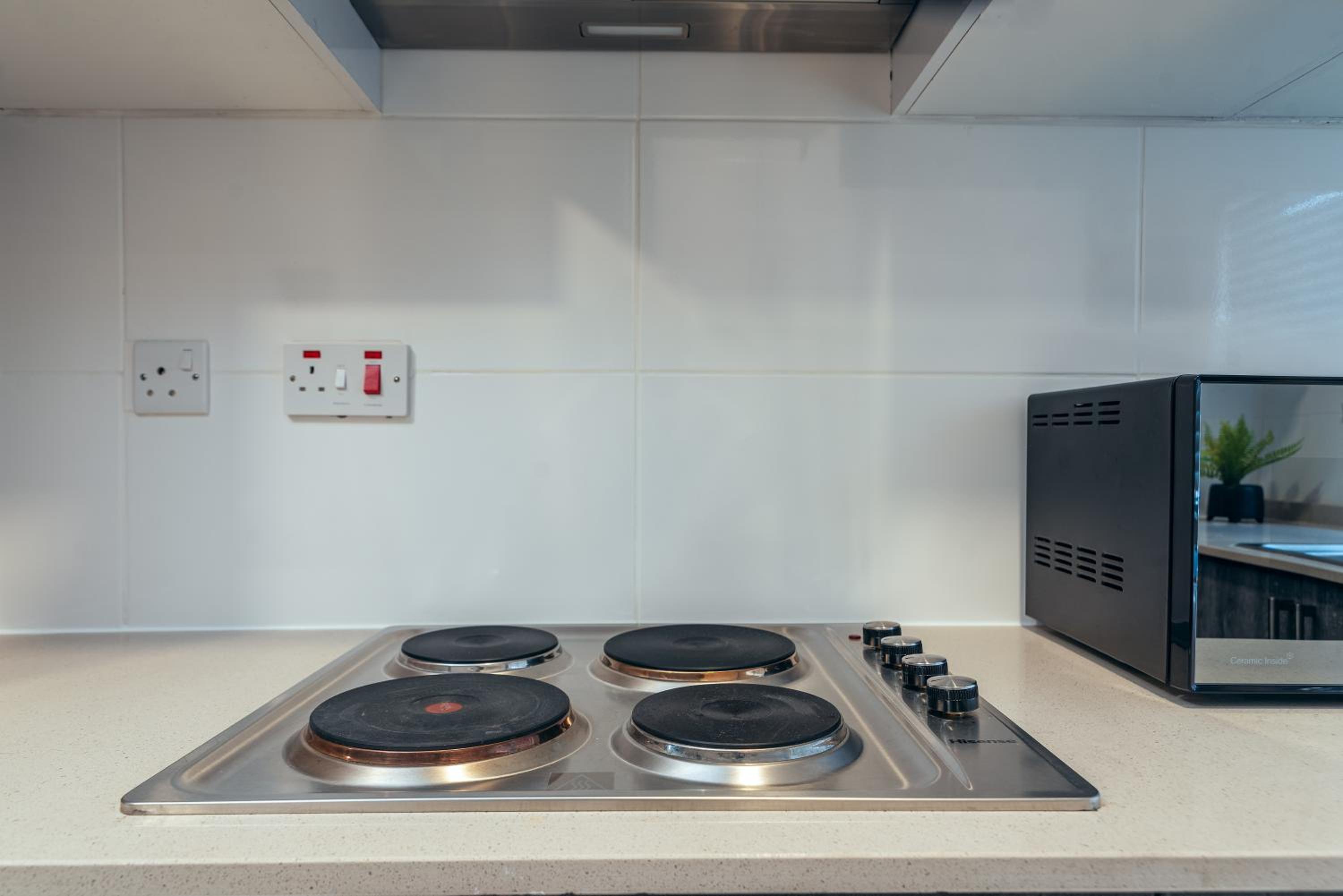 The Luxe Livin' - Habitat Alpha A306