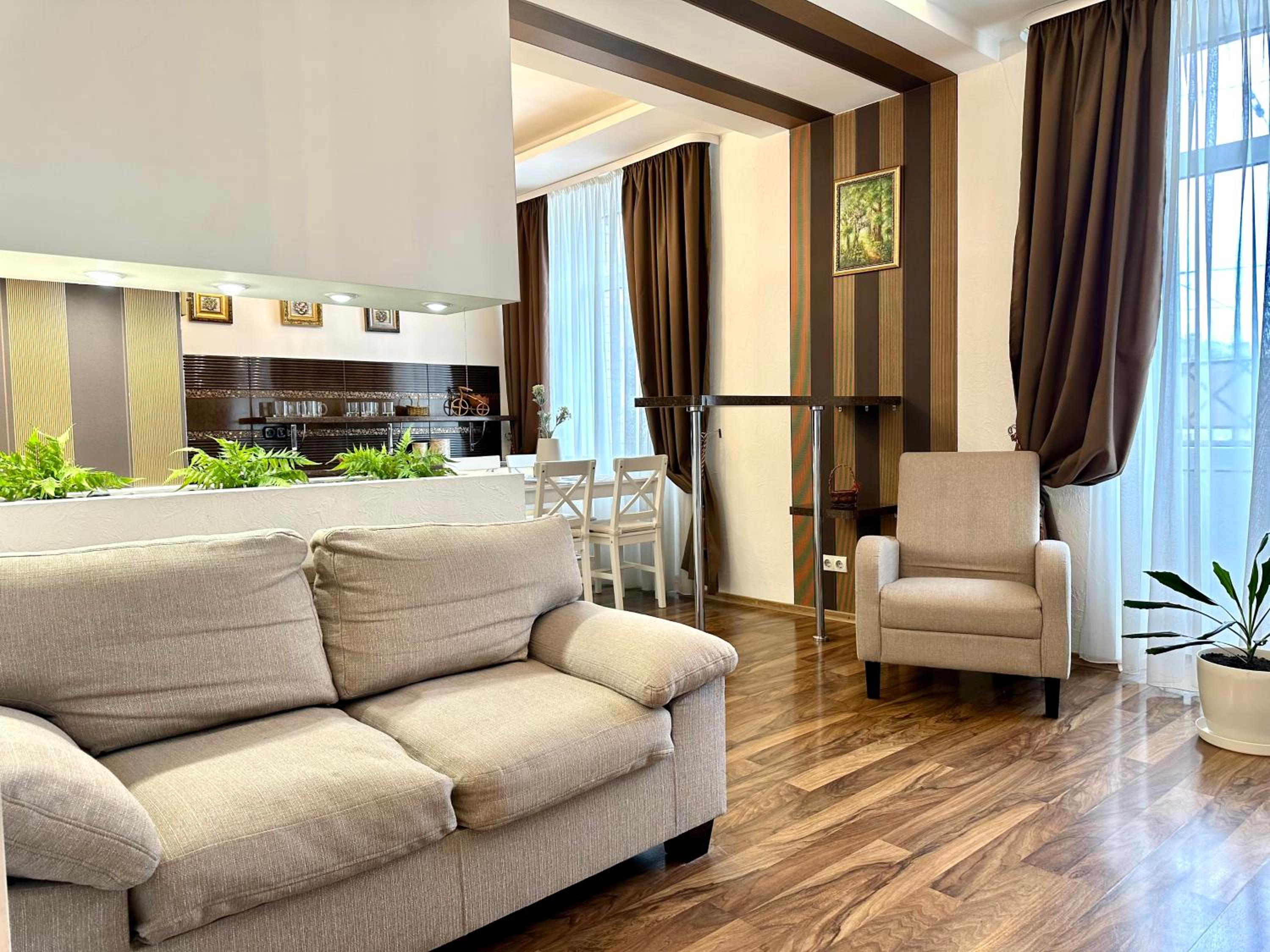 Lux apartments in the city center with a coffee machine, view of a theater, near Zlata Plaza view 2
