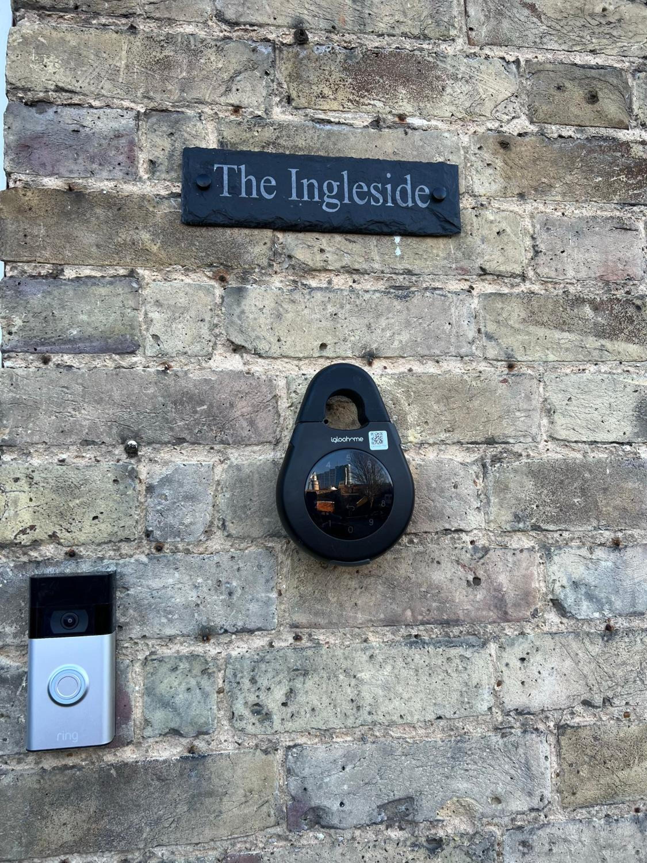 Basingstoke Vacations - The Ingleside Apartment - Property Image 6