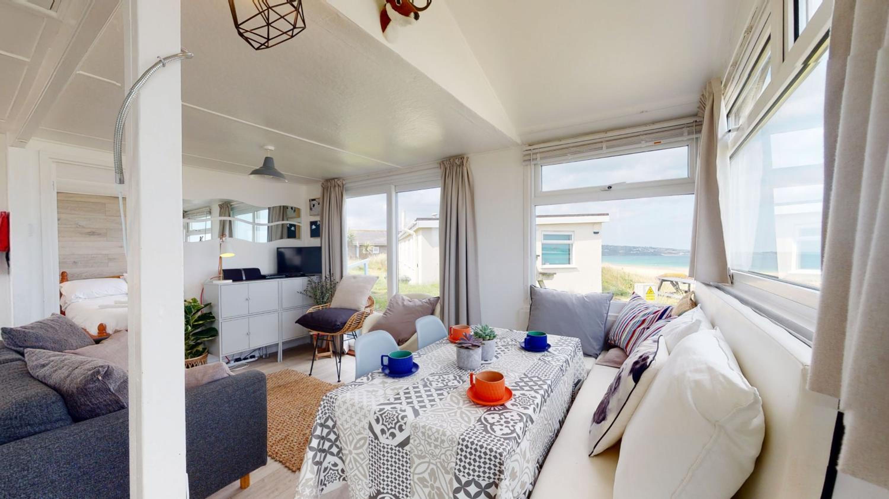D45 Medina, Riviere Towans view 5