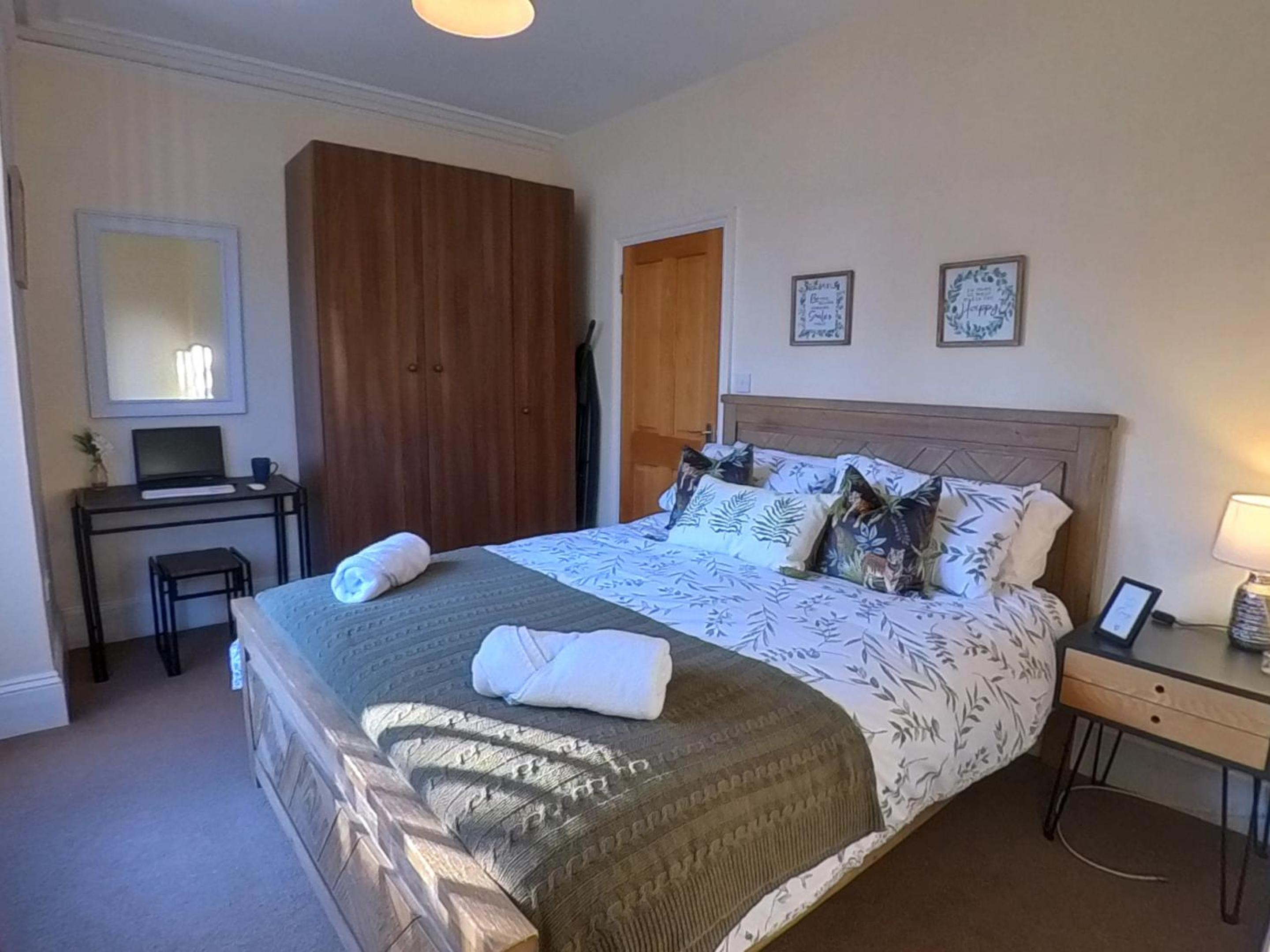 Basingstoke Vacations - The Ingleside Apartment - Property Image 19