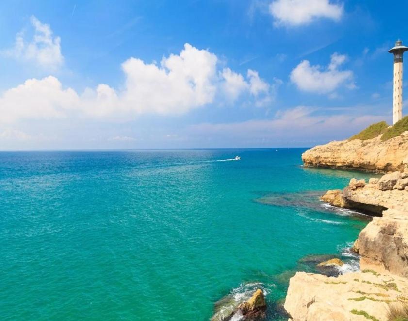 Fantástica casa con piscina y playa ,Torredembarra-Tarragona