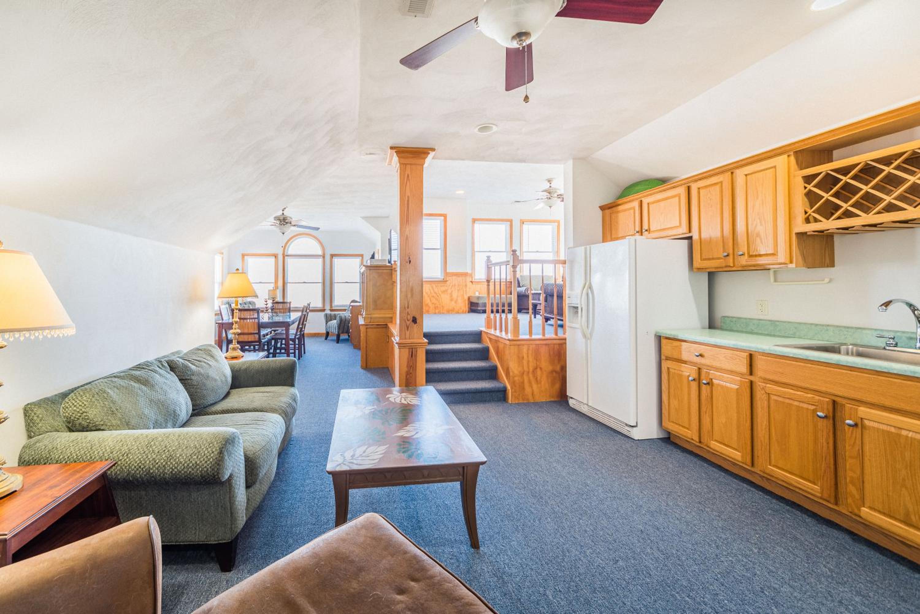 Blue Angel - KDH MP 7, 30 Yds to Beach Access, Ocean View, Pool, Hot Tub, Pets OK, Flex Stays