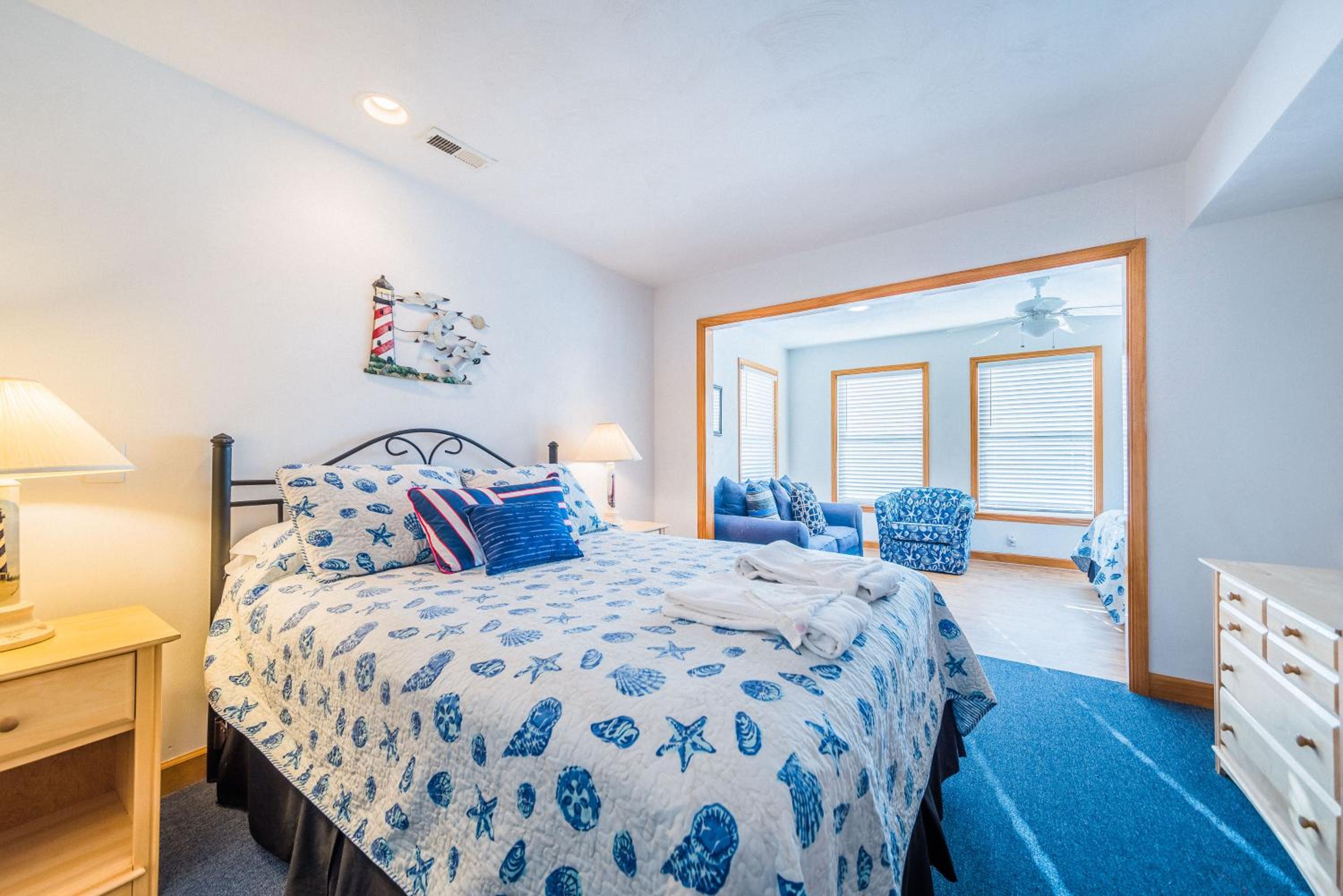 Blue Angel - KDH MP 7, 30 Yds to Beach Access, Ocean View, Pool, Hot Tub, Pets OK, Flex Stays