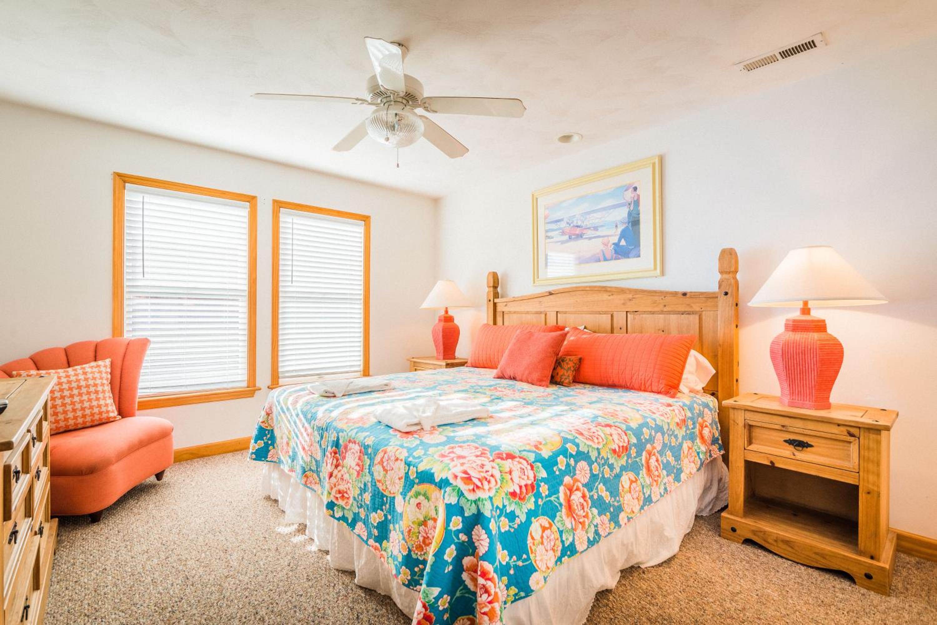 Blue Angel - KDH MP 7, 30 Yds to Beach Access, Ocean View, Pool, Hot Tub, Pets OK, Flex Stays