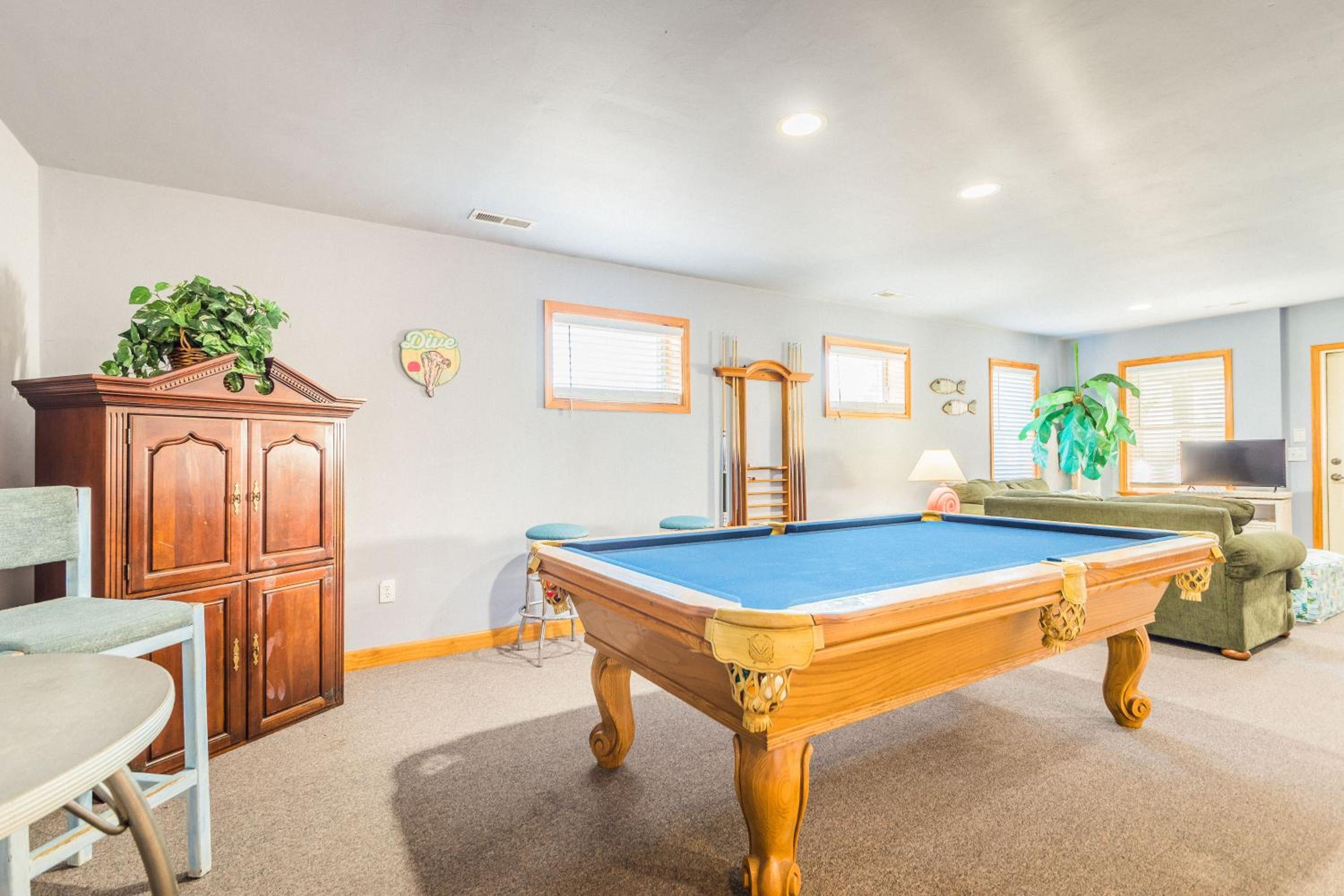 Blue Angel - KDH MP 7, 30 Yds to Beach Access, Ocean View, Pool, Hot Tub, Pets OK, Flex Stays
