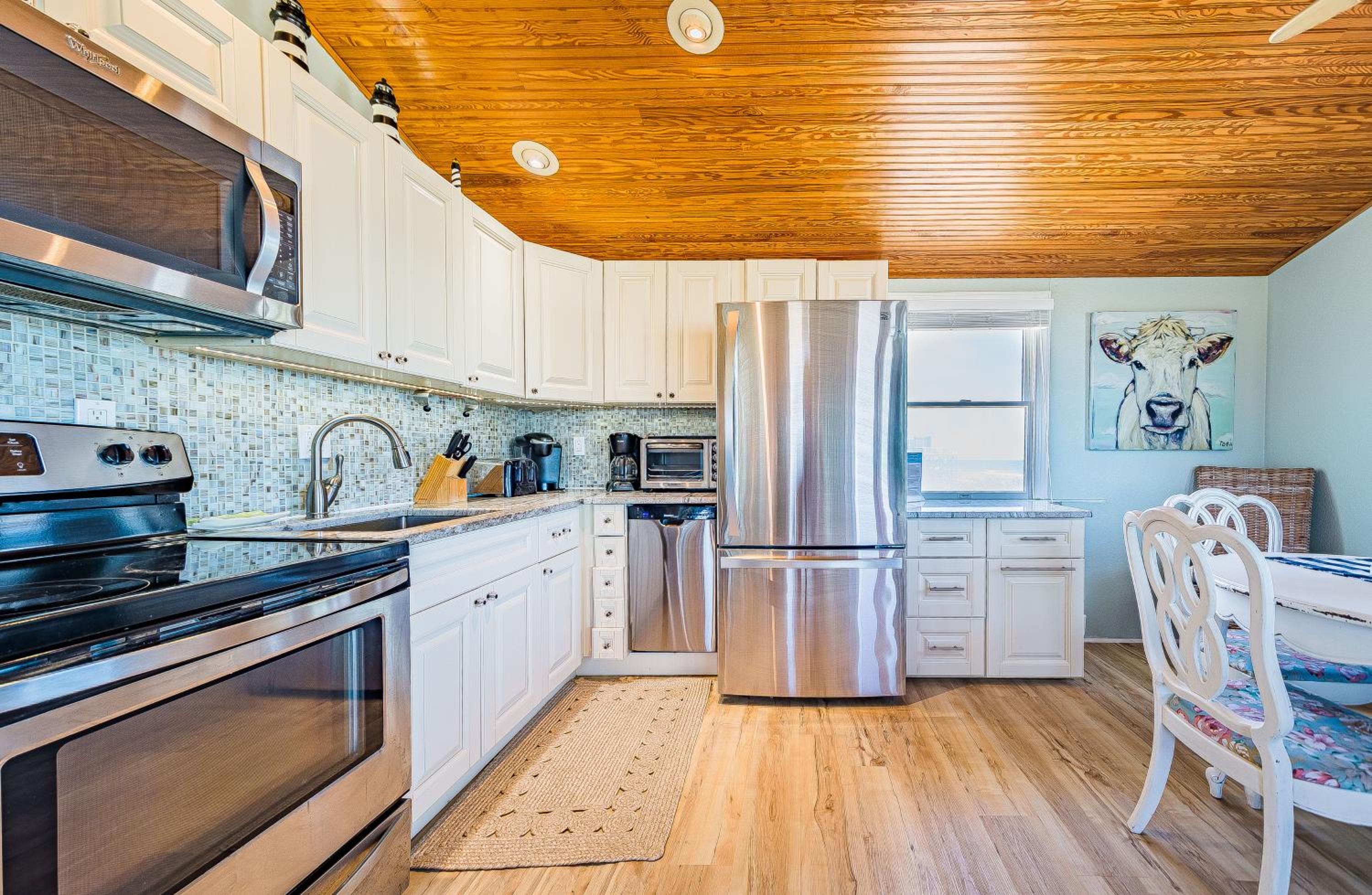 Primrose Cottage - S Nags Head MP 19, Oceanfront, Steps to the Water, Well Equipped, Pets OK