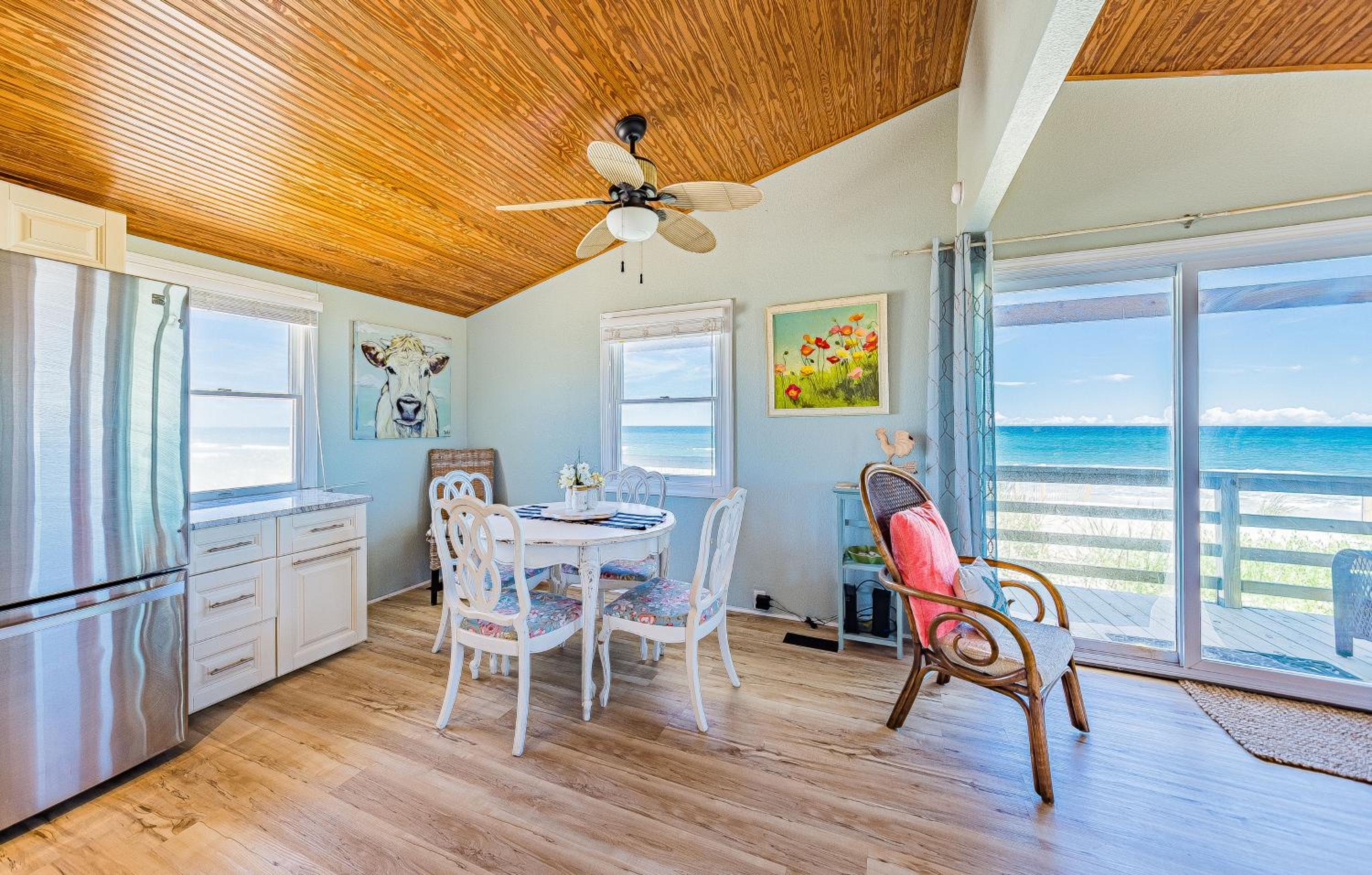 Primrose Cottage - S Nags Head MP 19, Oceanfront, Steps to the Water, Well Equipped, Pets OK