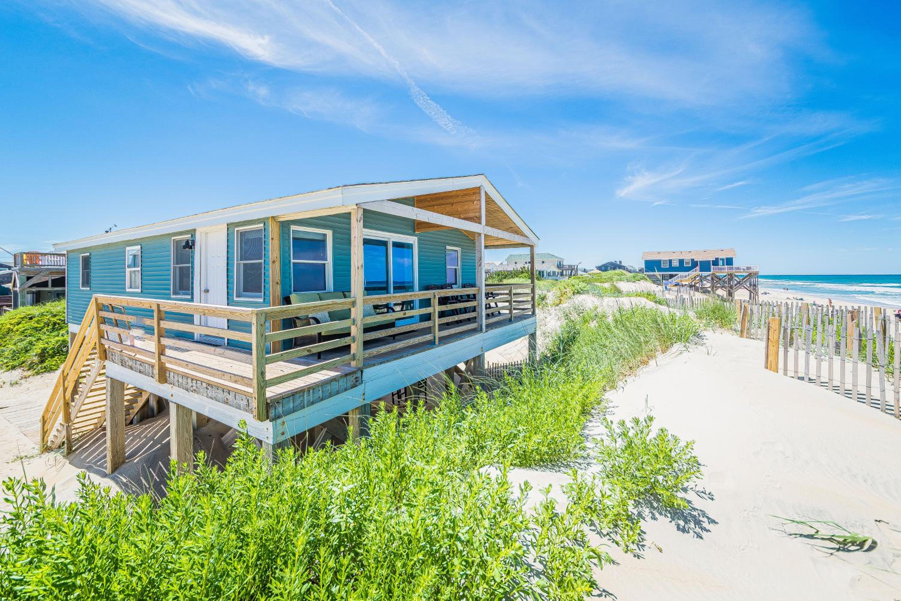 Primrose Cottage - S Nags Head MP 19, Oceanfront, Steps to the Water, Well Equipped, Pets OK