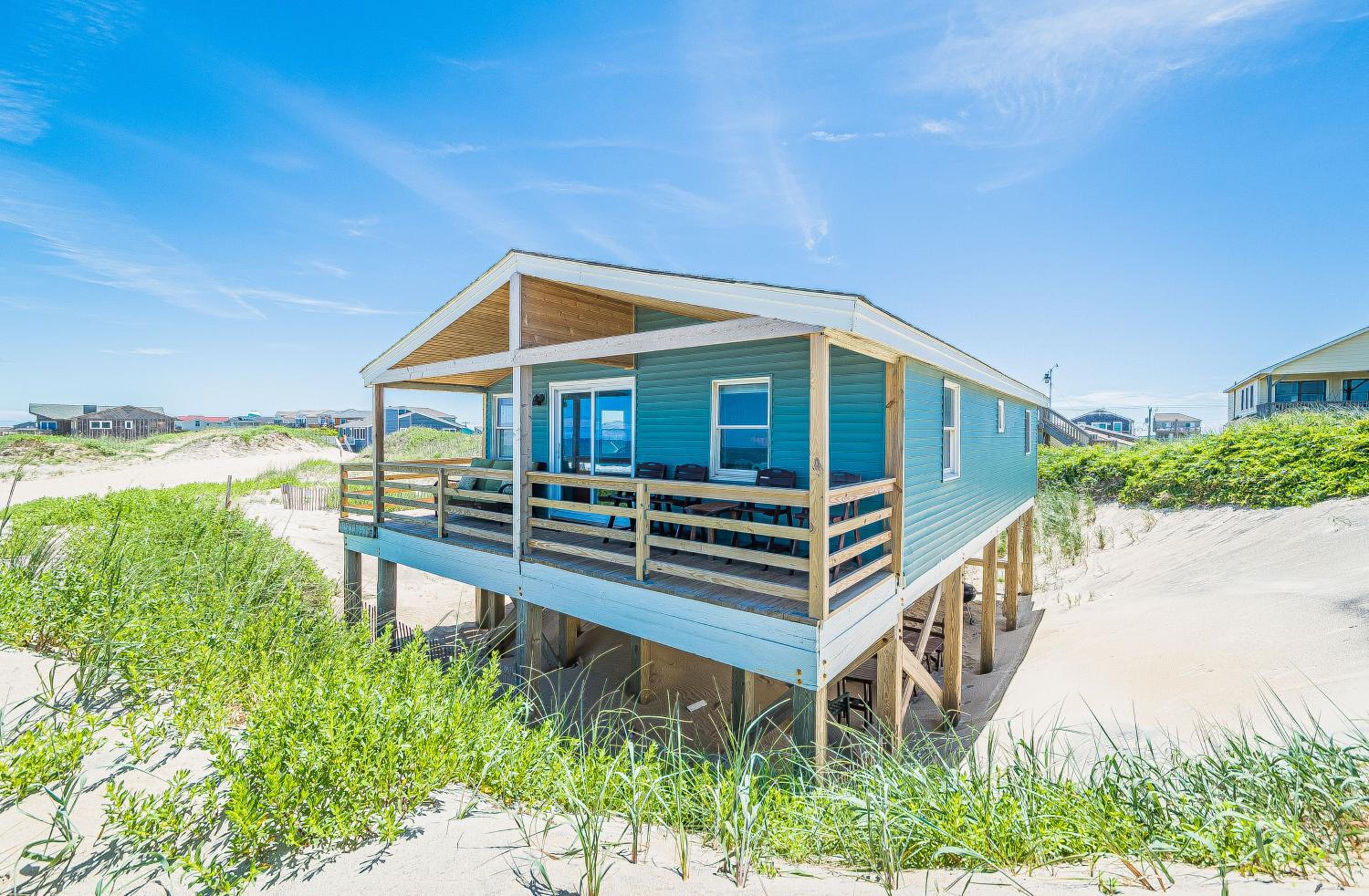 Primrose Cottage - S Nags Head MP 19, Oceanfront, Steps to the Water, Well Equipped, Pets OK