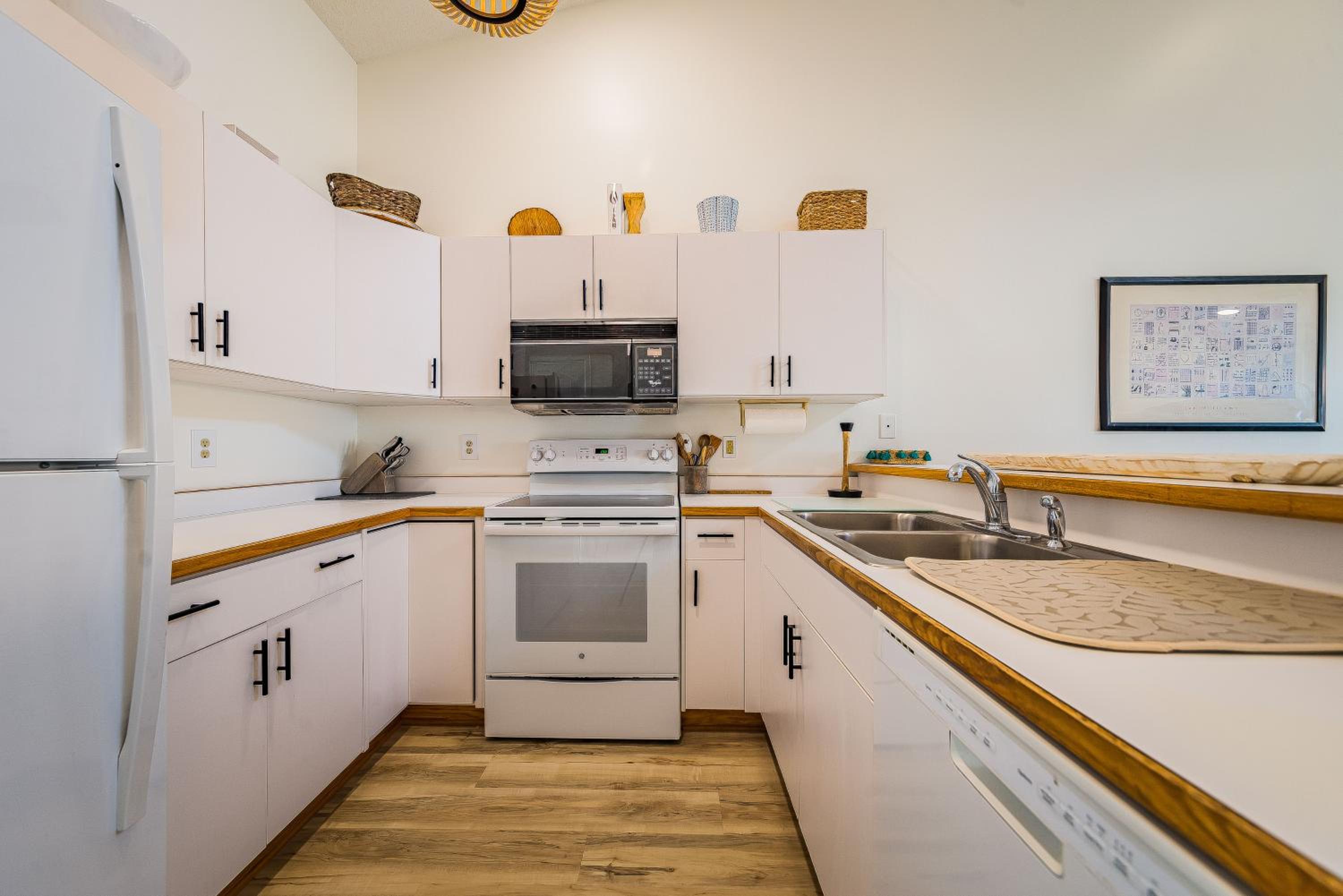 OCTIPI Your SenSEAS - Kitty Hawk, Sea Dunes, Open All Year, Flex Stays, Pool, Clubhouse view 5