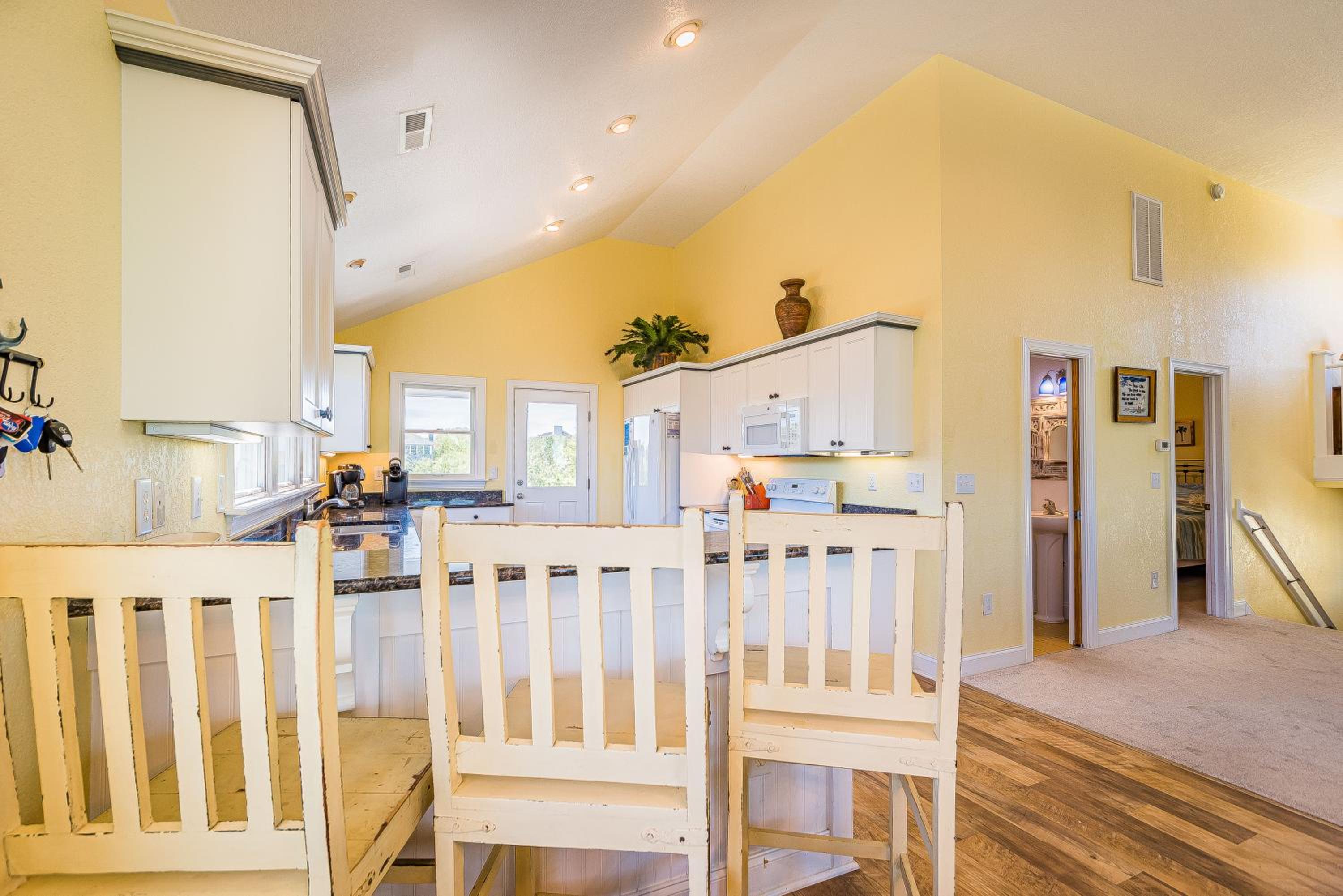 Allora - Corolla, Ocean Sands, 450 Yds to Beach, Pool, Hot Tub, Pool Table, Gas Fireplace, Pets OK
