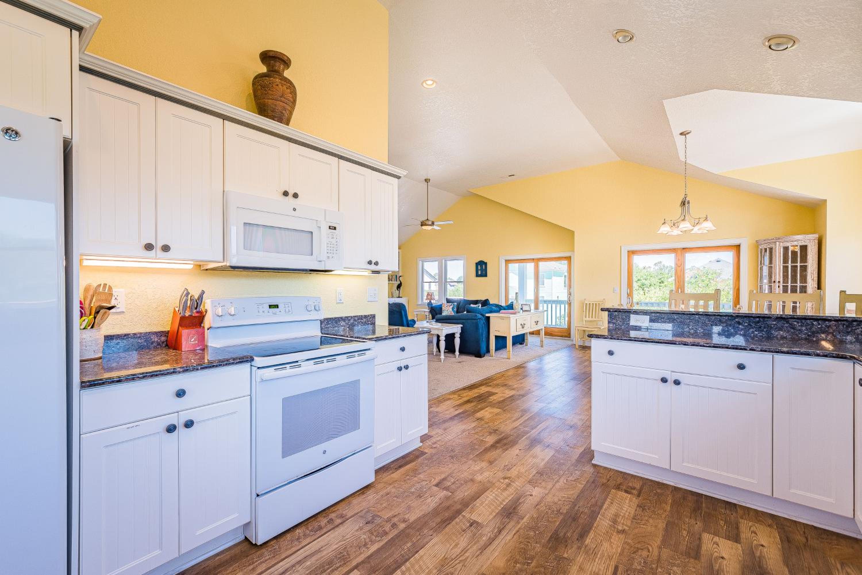 Allora - Corolla, Ocean Sands, 450 Yds to Beach, Pool, Hot Tub, Pool Table, Gas Fireplace, Pets OK