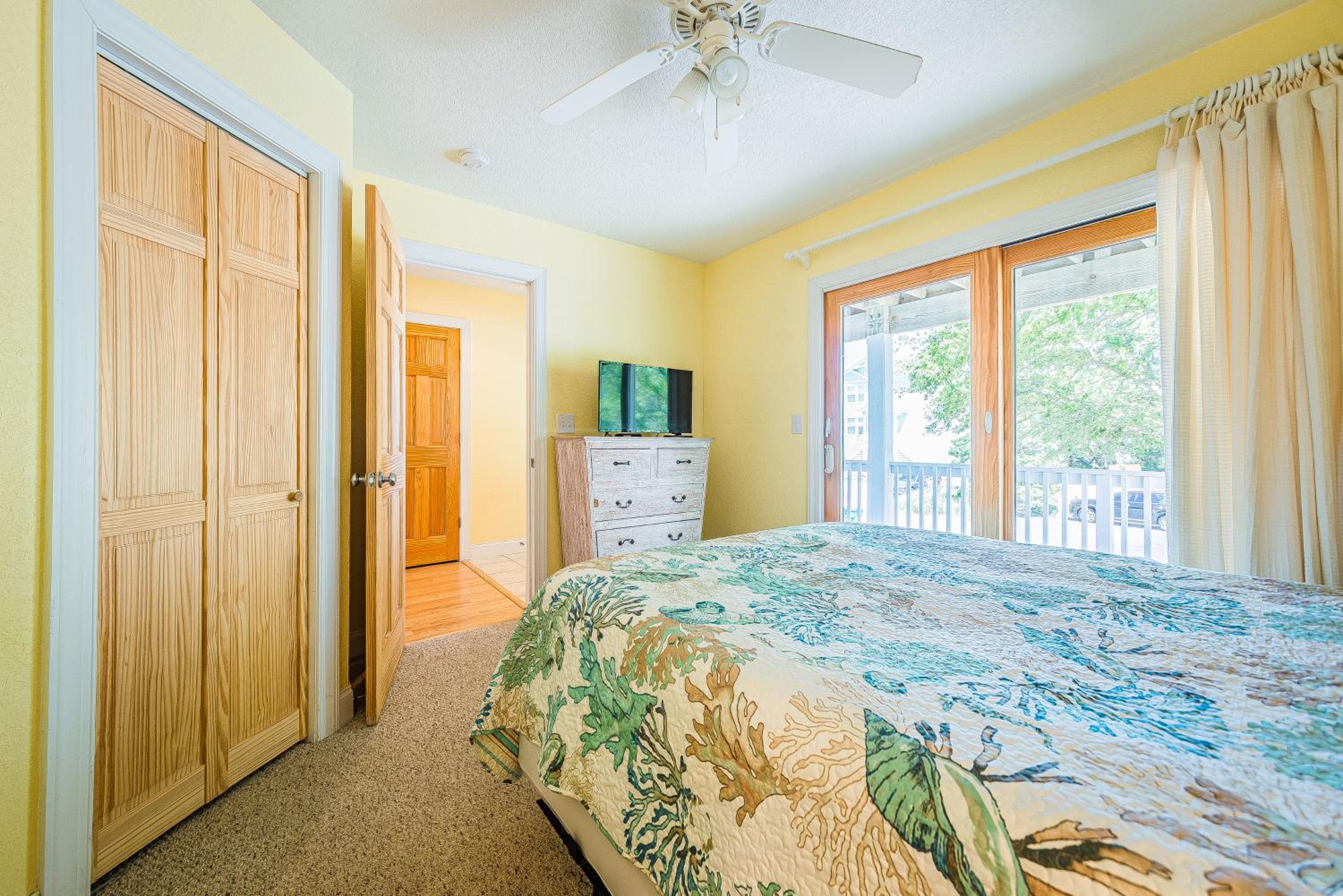 Allora - Corolla, Ocean Sands, 450 Yds to Beach, Pool, Hot Tub, Pool Table, Gas Fireplace, Pets OK