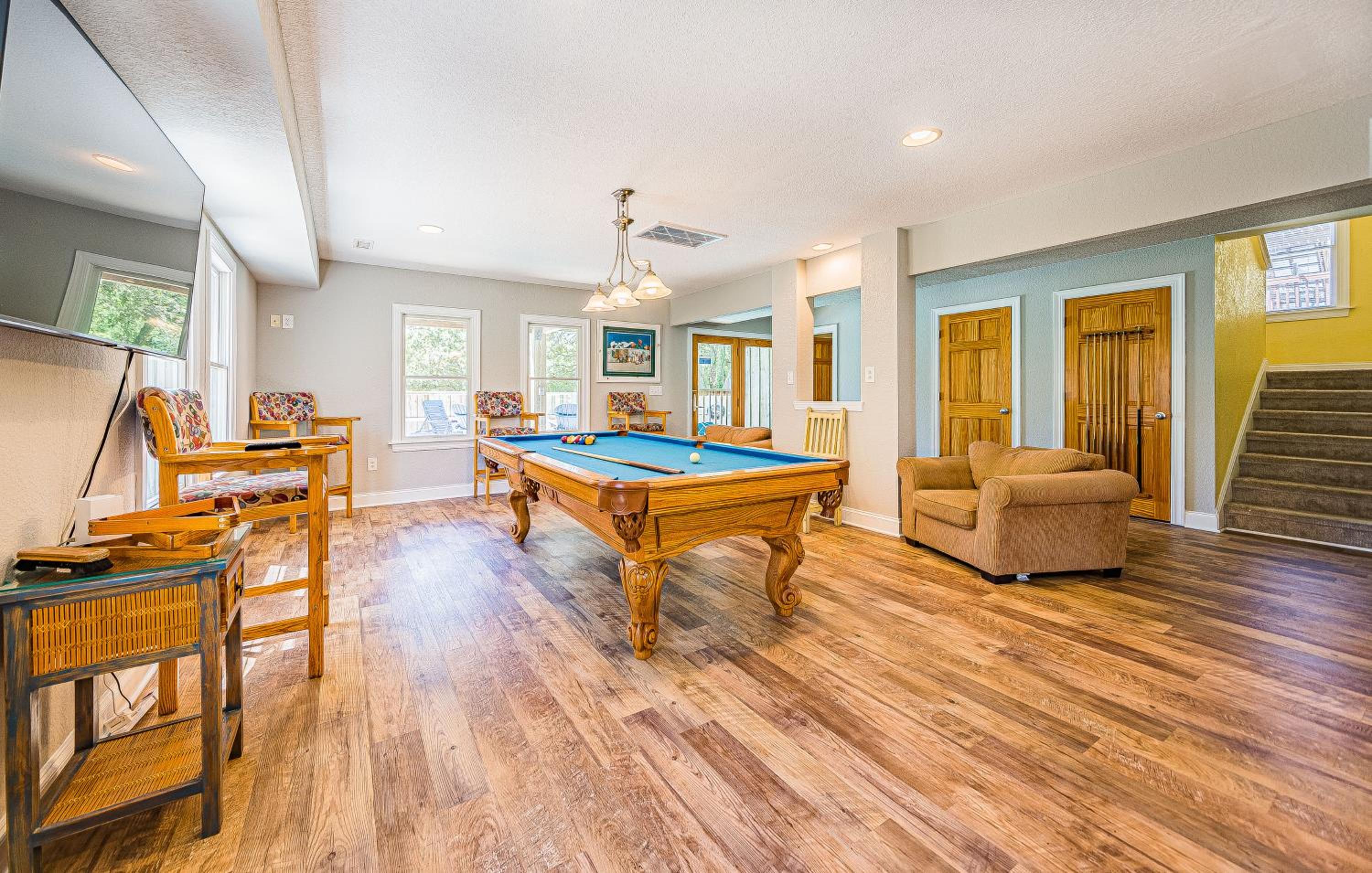 Allora - Corolla, Ocean Sands, 450 Yds to Beach, Pool, Hot Tub, Pool Table, Gas Fireplace, Pets OK
