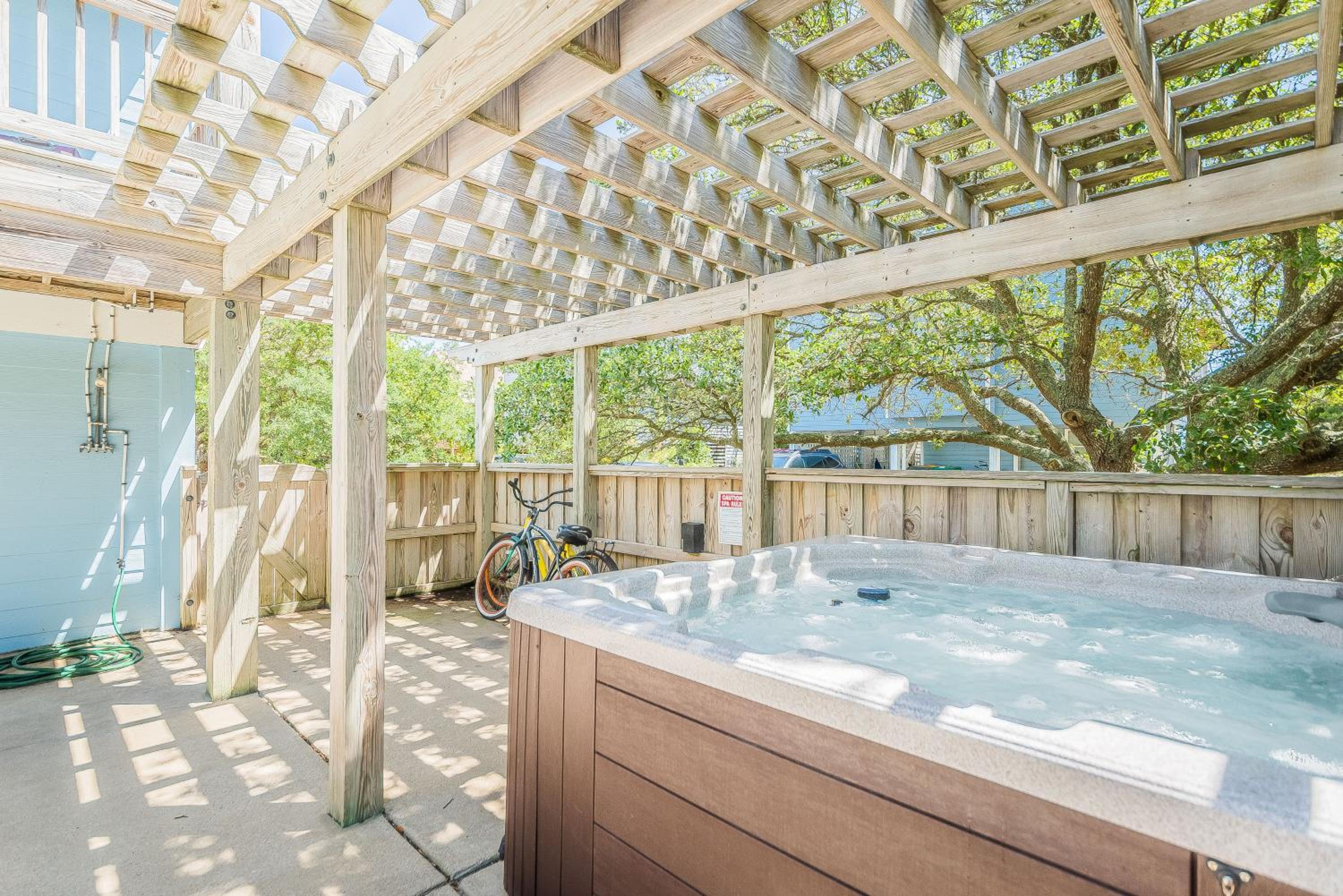 Allora - Corolla, Ocean Sands, 450 Yds to Beach, Pool, Hot Tub, Pool Table, Gas Fireplace, Pets OK