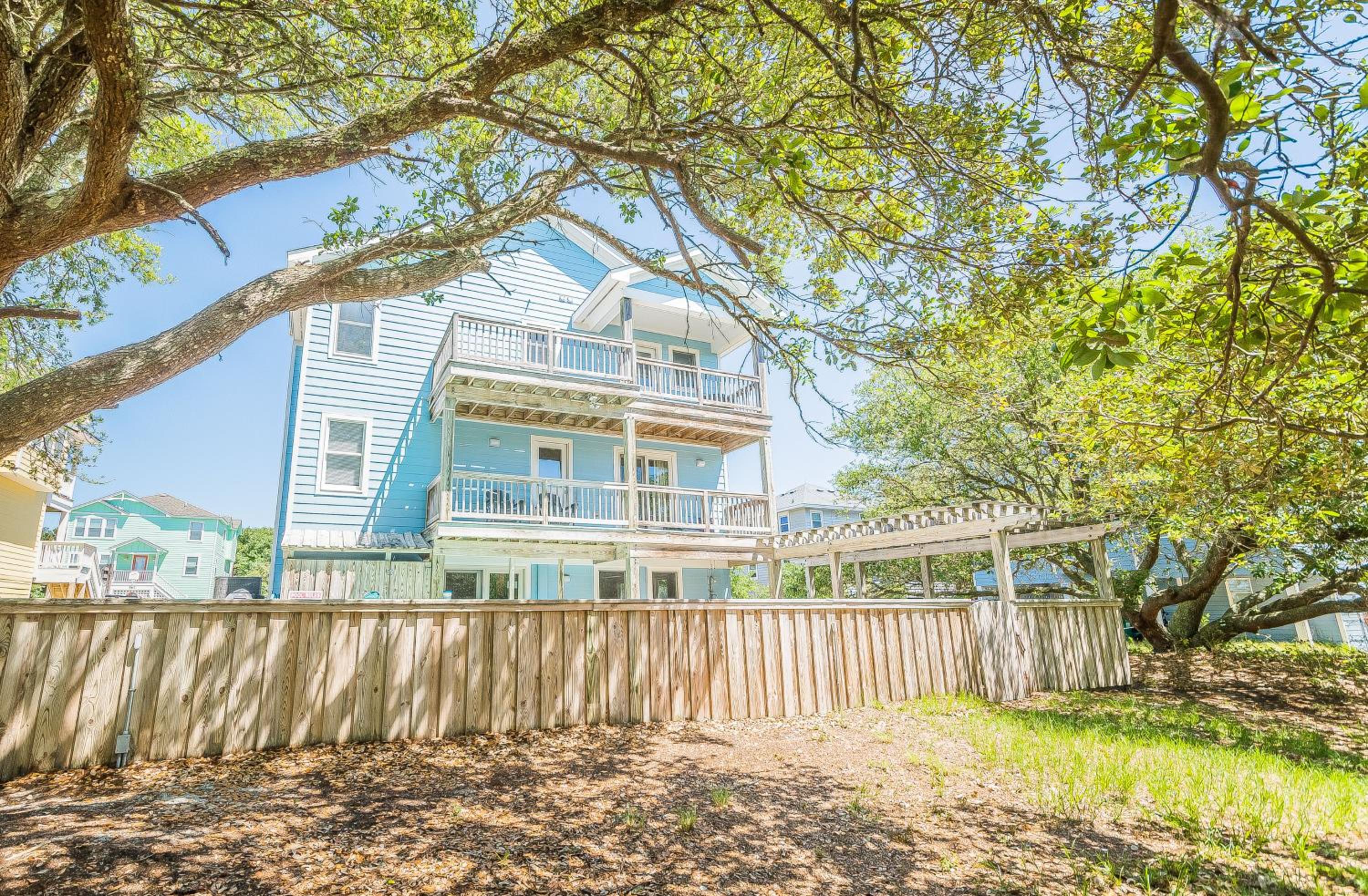 Allora - Corolla, Ocean Sands, 450 Yds to Beach, Pool, Hot Tub, Pool Table, Gas Fireplace, Pets OK