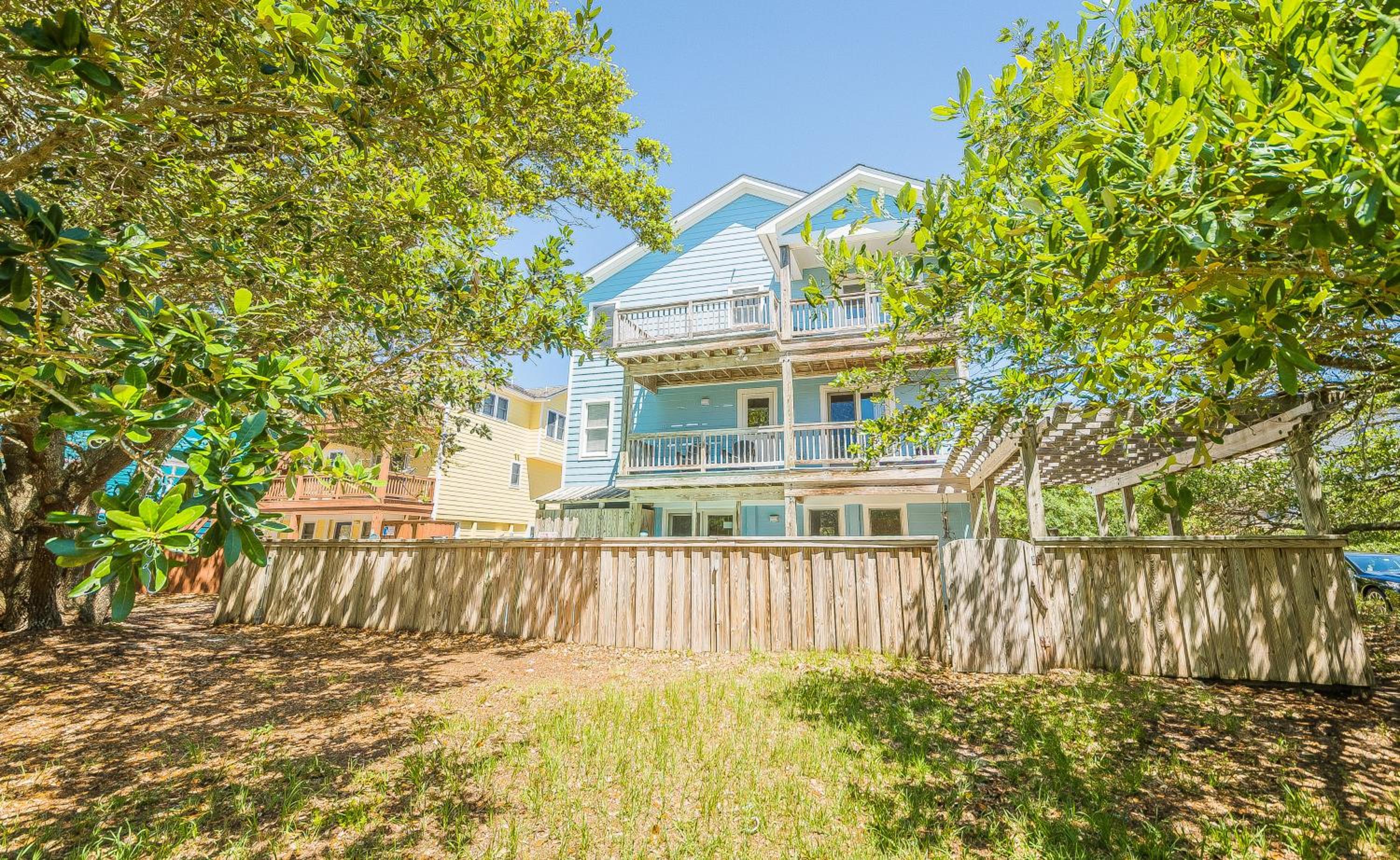 Allora - Corolla, Ocean Sands, 450 Yds to Beach, Pool, Hot Tub, Pool Table, Gas Fireplace, Pets OK