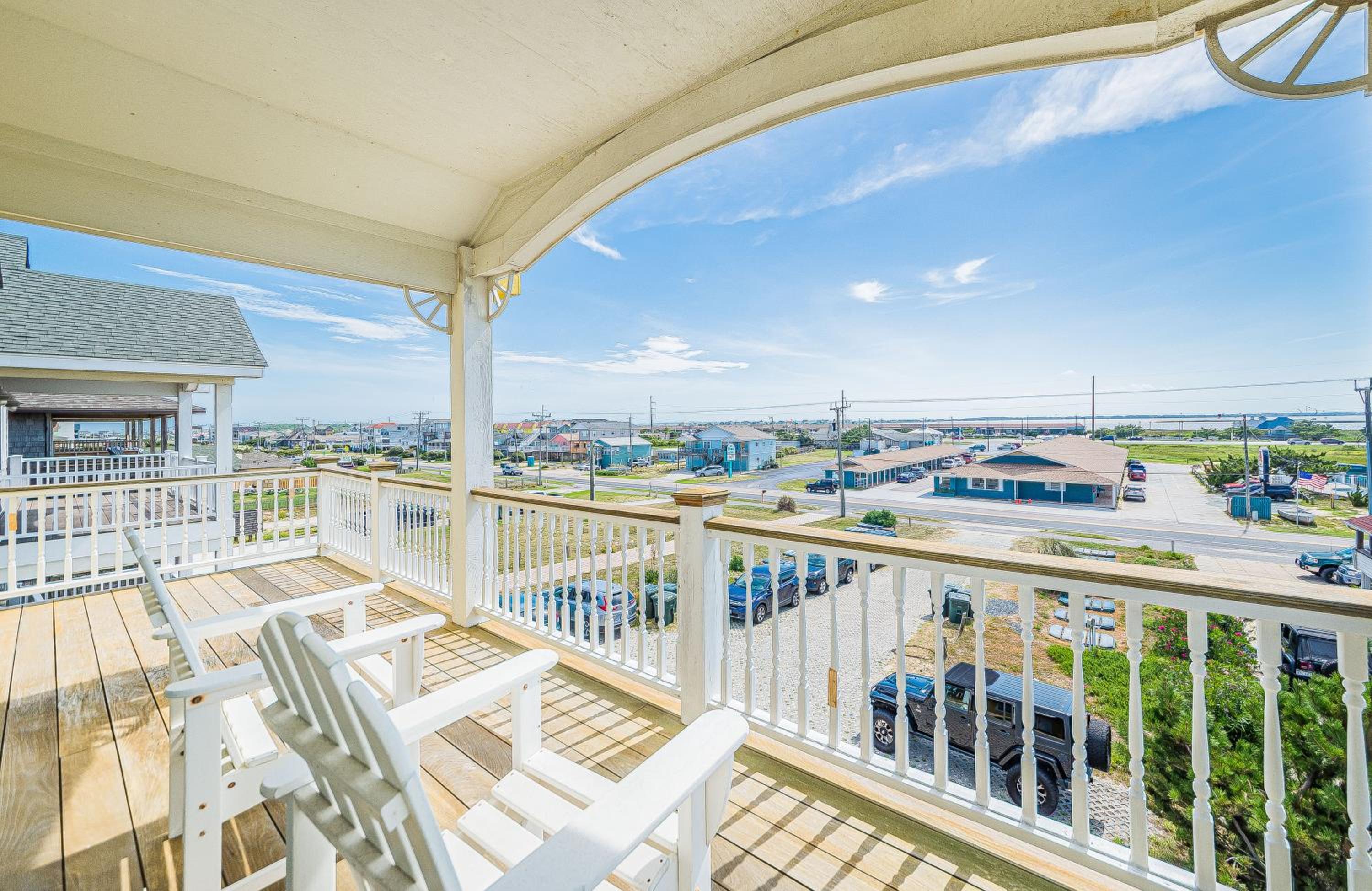 Savannah - Nags Head MP 16, Oceanfront, Direct Beach Access, Pool, Hot Tub, Pool Table