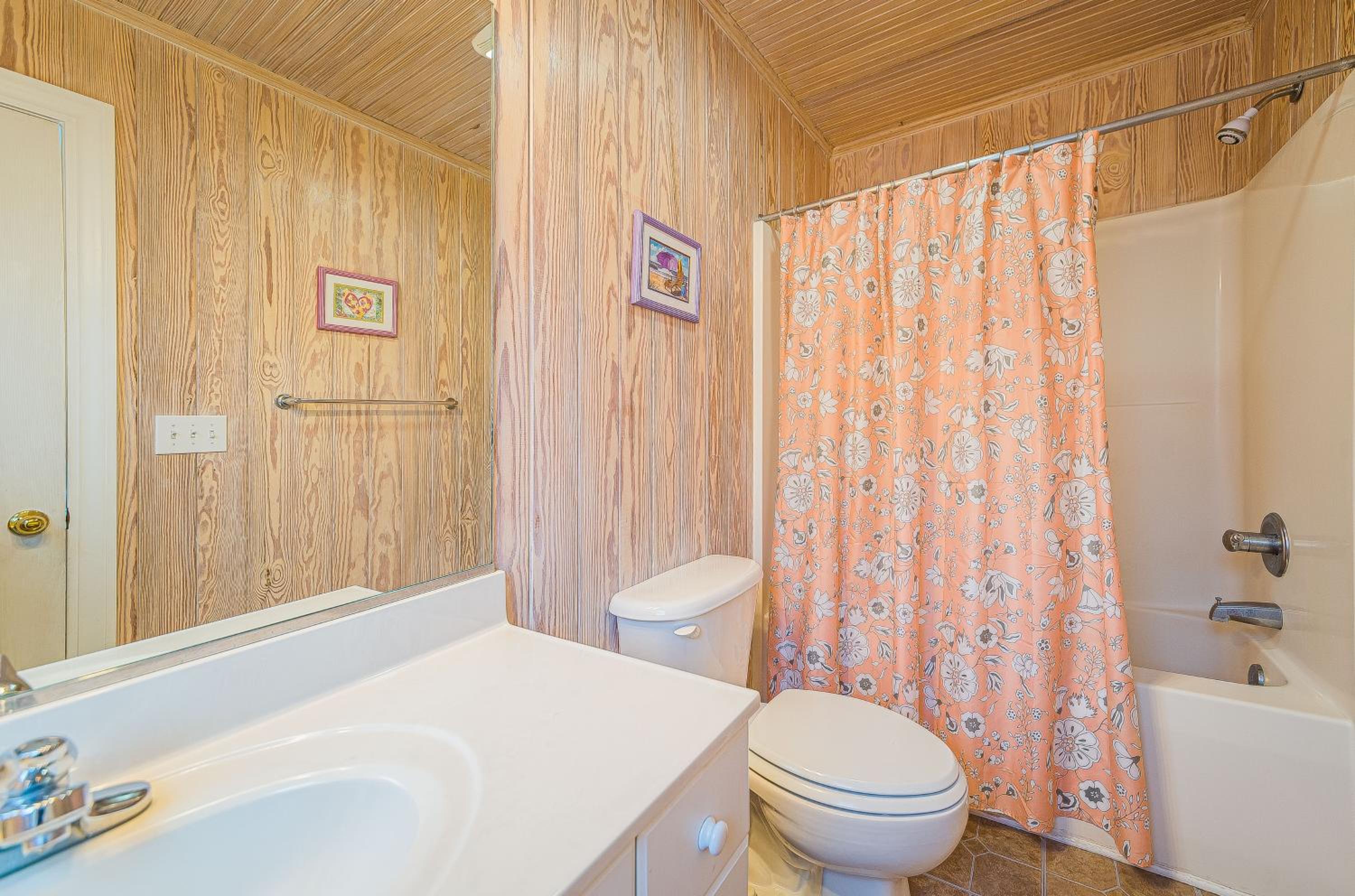 Savannah - Nags Head MP 16, Oceanfront, Direct Beach Access, Pool, Hot Tub, Pool Table