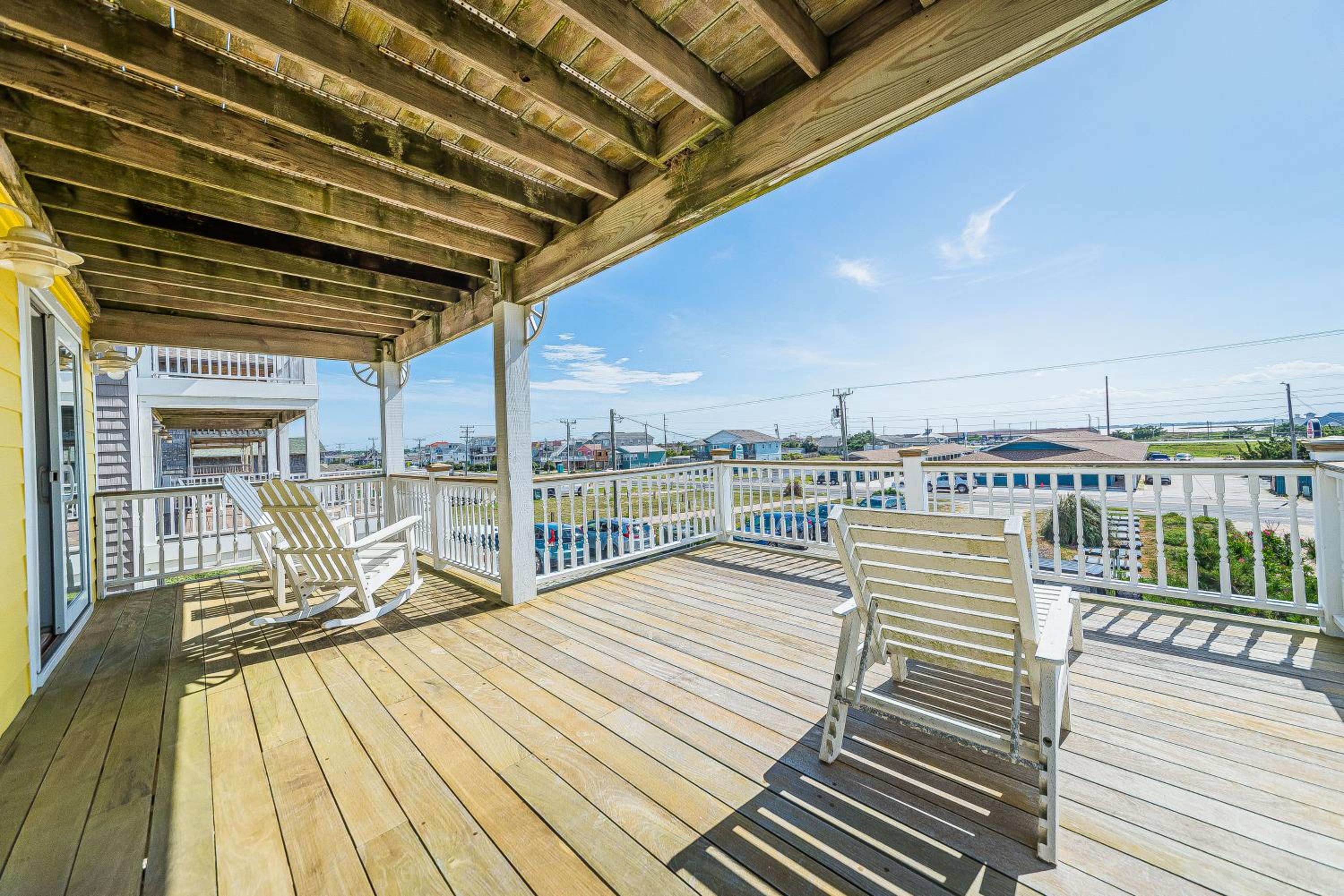 Savannah - Nags Head MP 16, Oceanfront, Direct Beach Access, Pool, Hot Tub, Pool Table