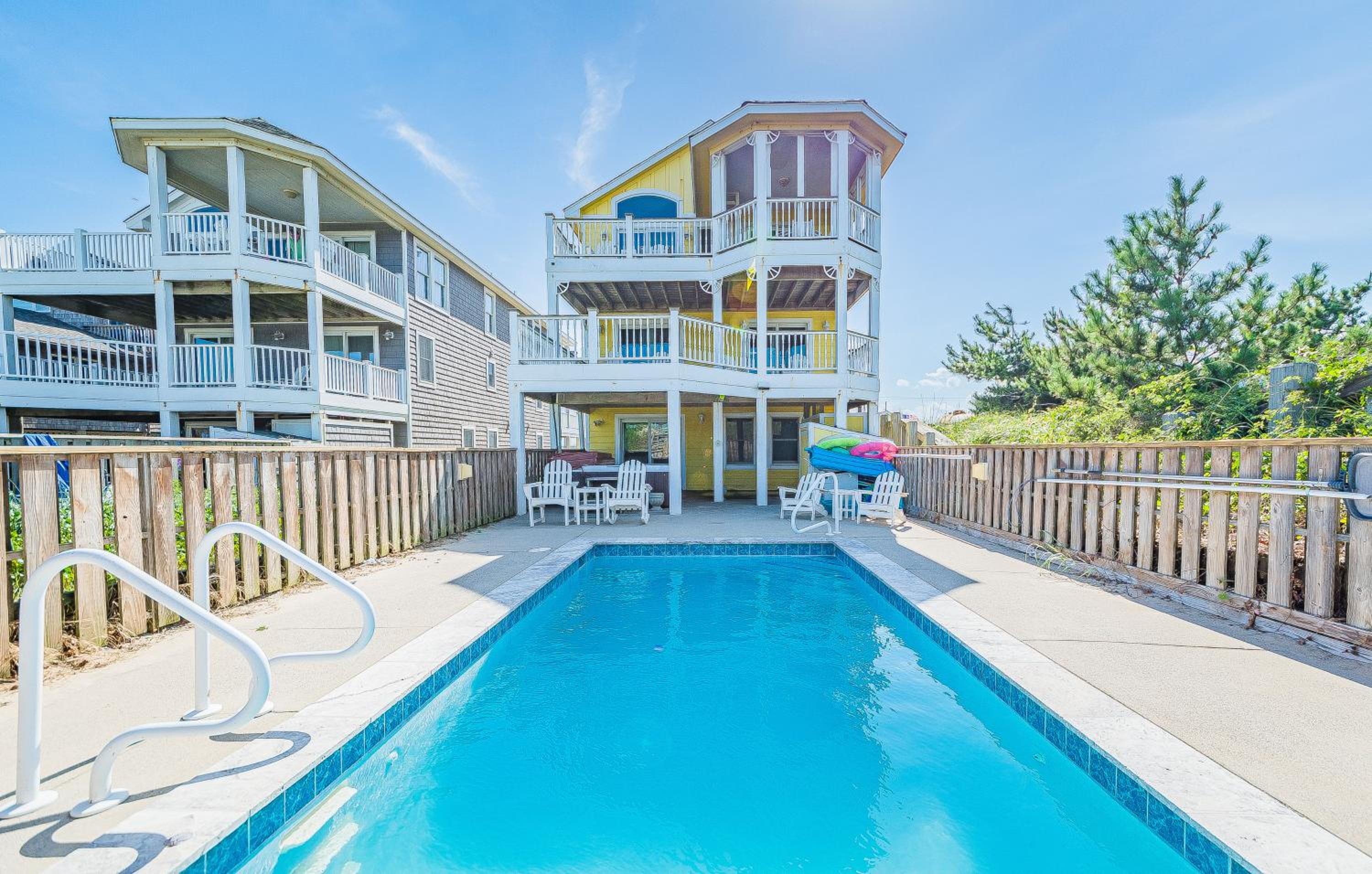 Savannah - Nags Head MP 16, Oceanfront, Direct Beach Access, Pool, Hot Tub, Pool Table