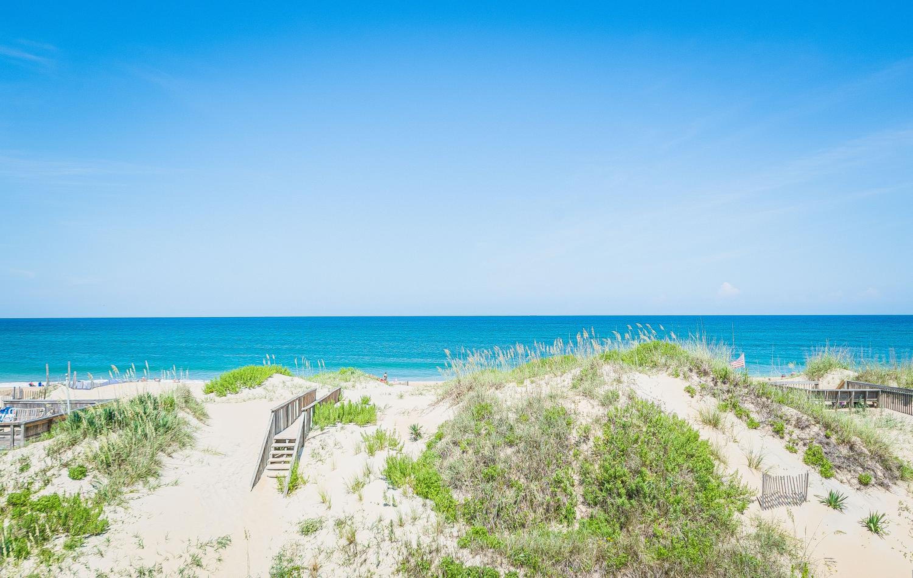 Anchored at Last - S Nags Head MP 19.5, Oceanfront, Pool, Hot Tub, Kiddie Pool, Pool Table, Flex Stays view 5