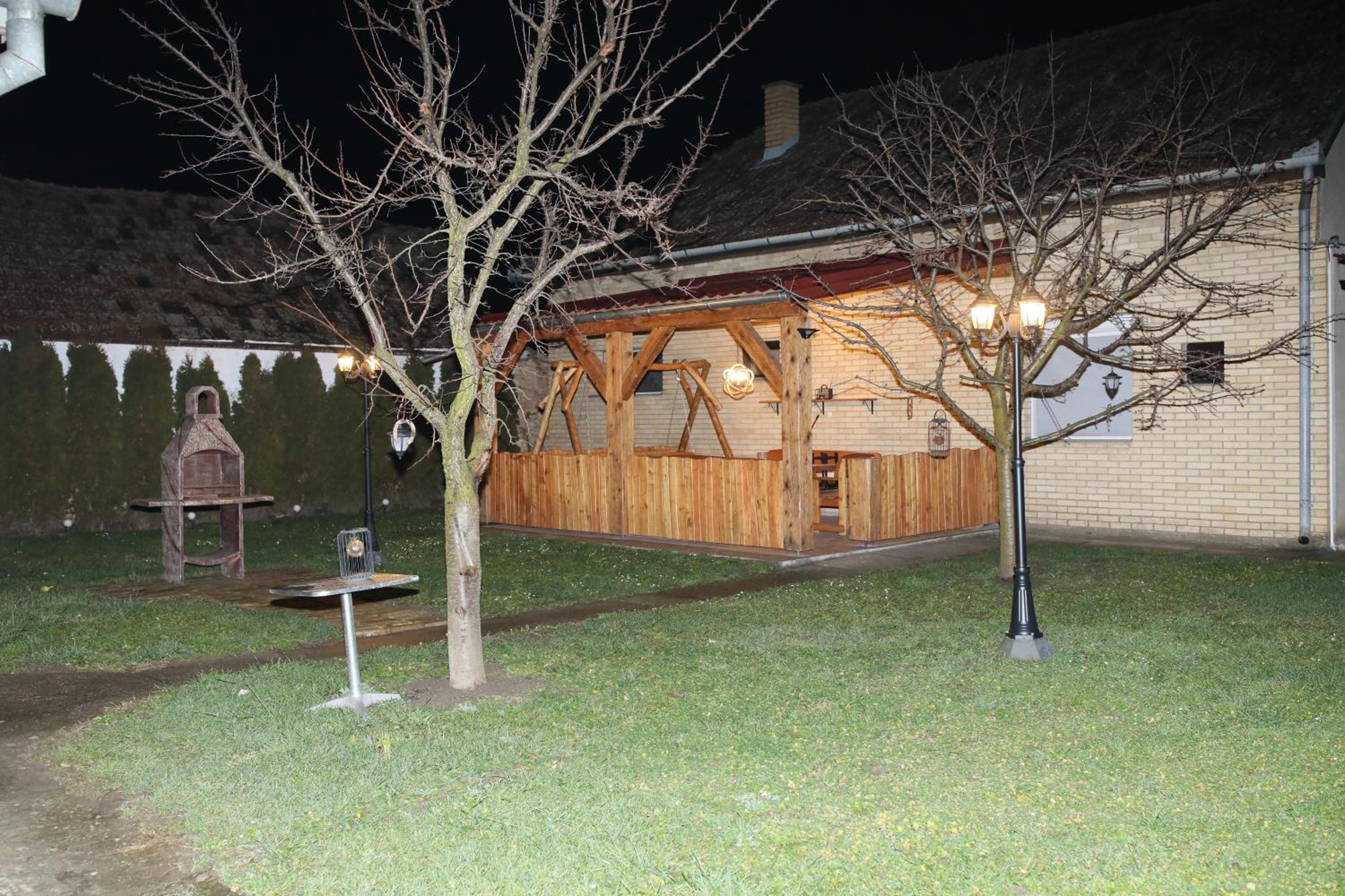 Photo 14