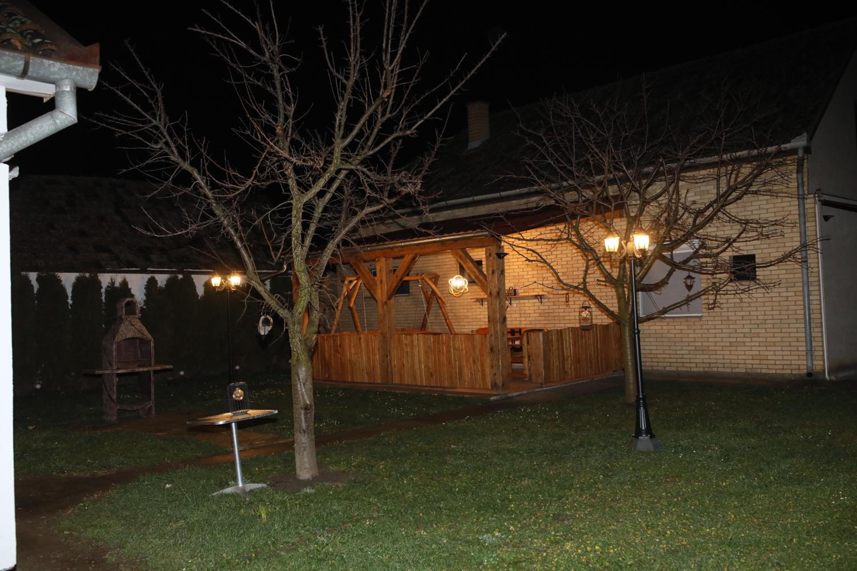 Photo 15