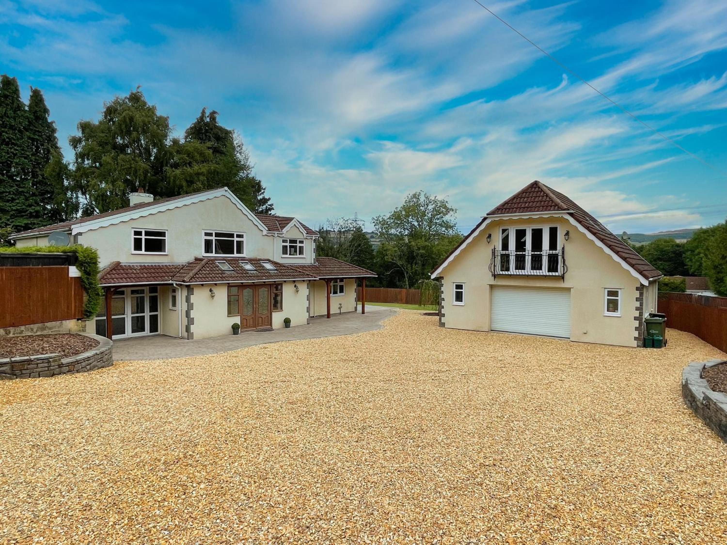 Big House in countryside near Cardiff view 2