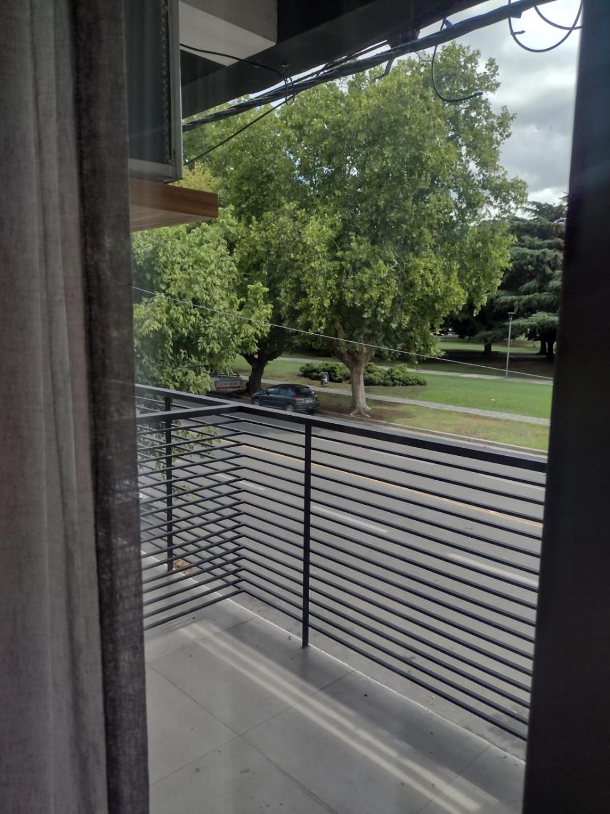 Hotel Serranos Apart - Image 1